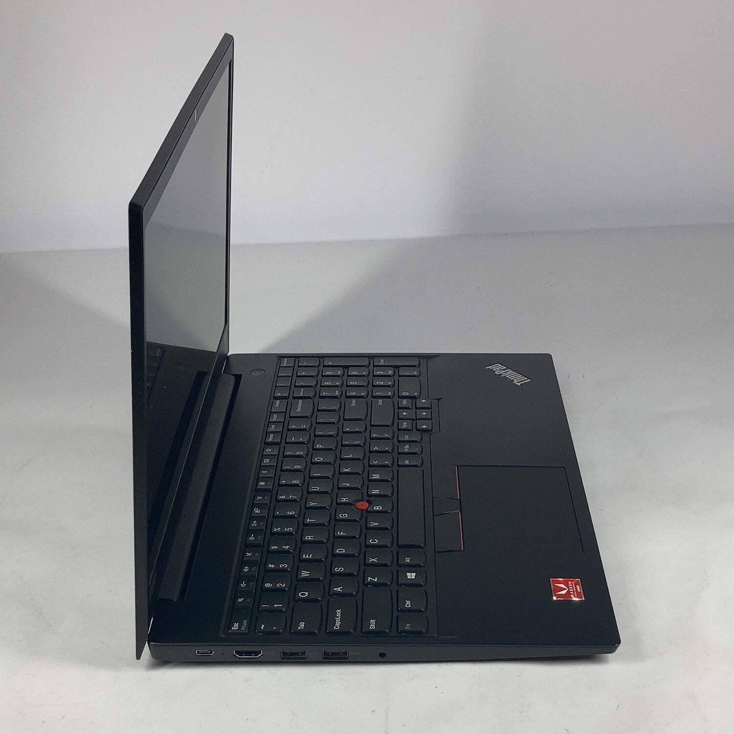 Lenovo ThinkPad E595 20NF001HMH 15.6″ Ryzen 7 3700U 2.3GHz 8GB RAM 512GB SSD