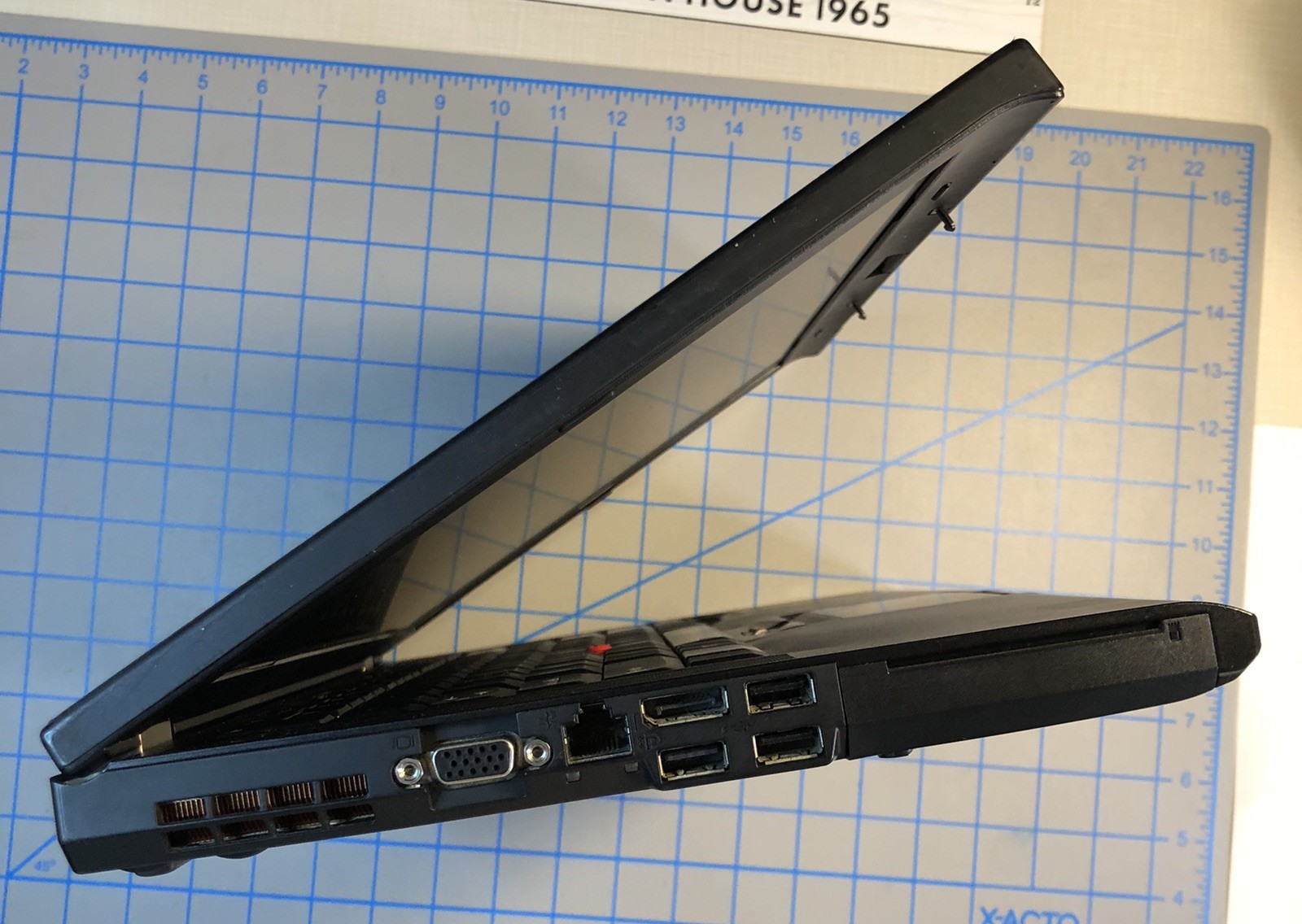 Lenovo Thinkpad T410 Laptop Fedora Linux Core i5 2.4GHz 6gb Ram 465gb HDD