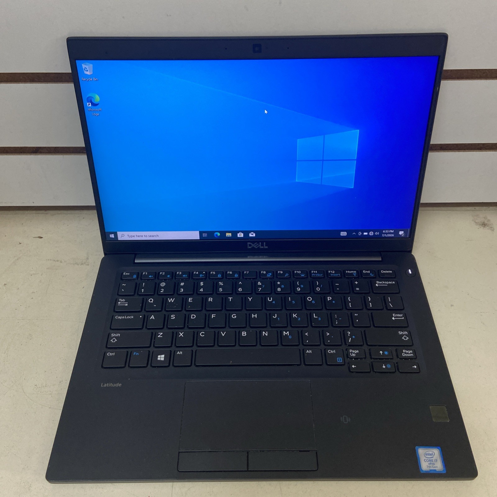 Dell Latitude 7380 13.3” Intel Core i7-7600u 2.8GHz/8GB/ 128GB/Win10PRO-NICE!!