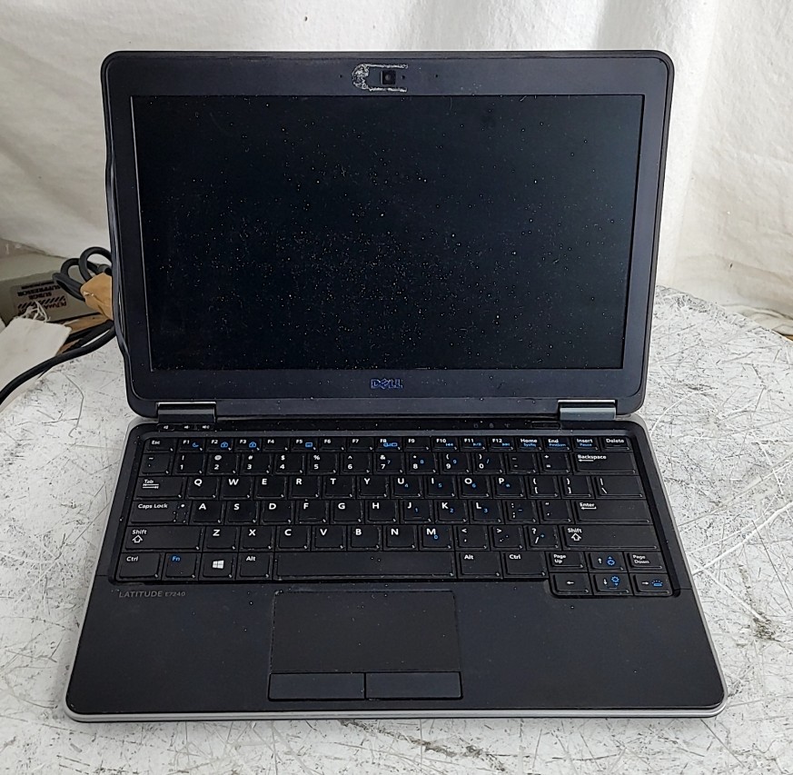 DELL LATITUDE E7240 Laptop Core I5-4300U 4GB SEE NOTES