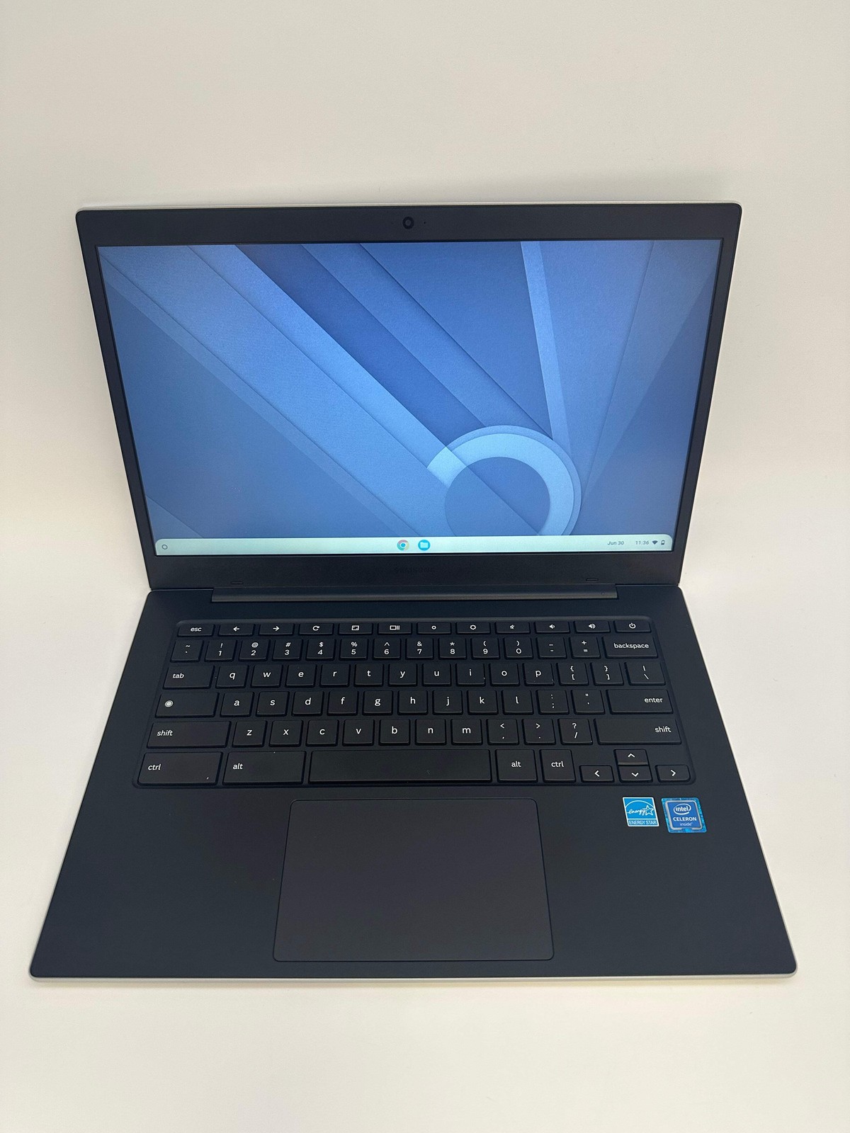 Samsung Chromebook XE345XDA 14-inch Intel Celeron 4GB RAM 32GB Silver Used