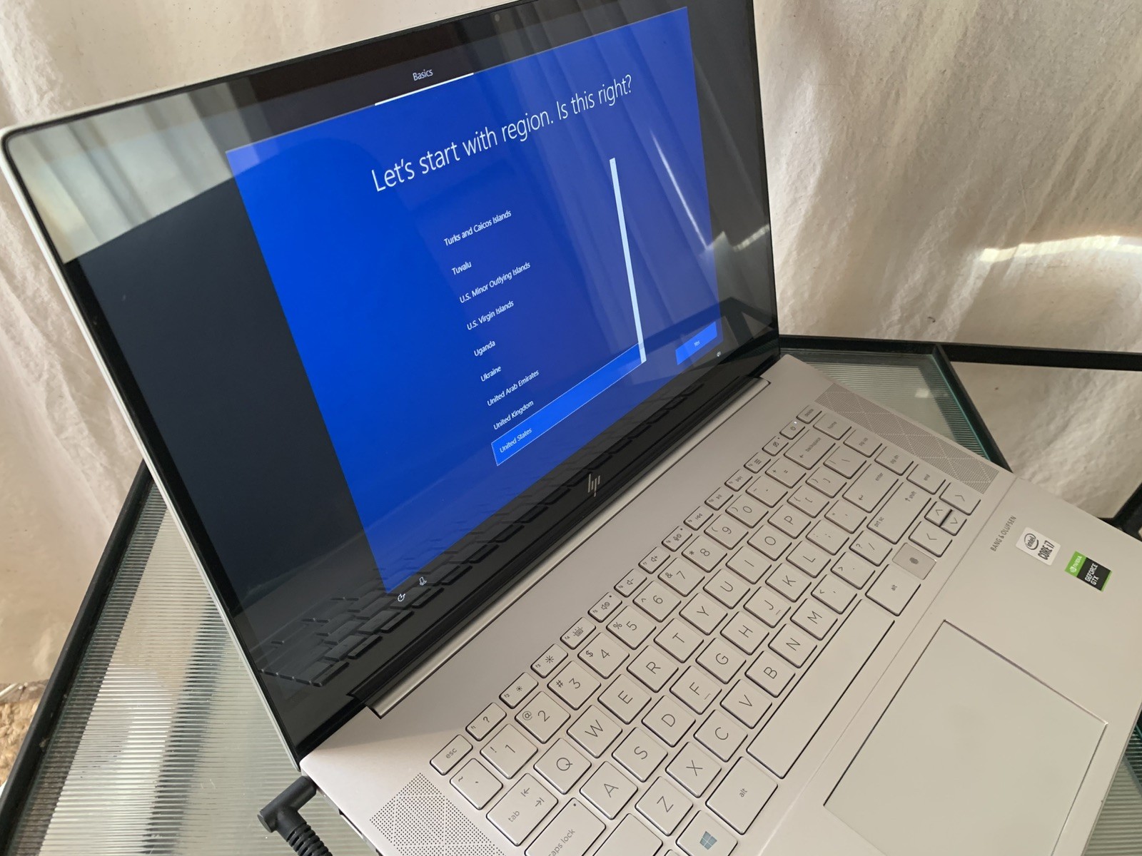 HP Envy 15.6 Laptop Full Touch HD i7-10750H 16GB 256GB SSD GTX1650Ti