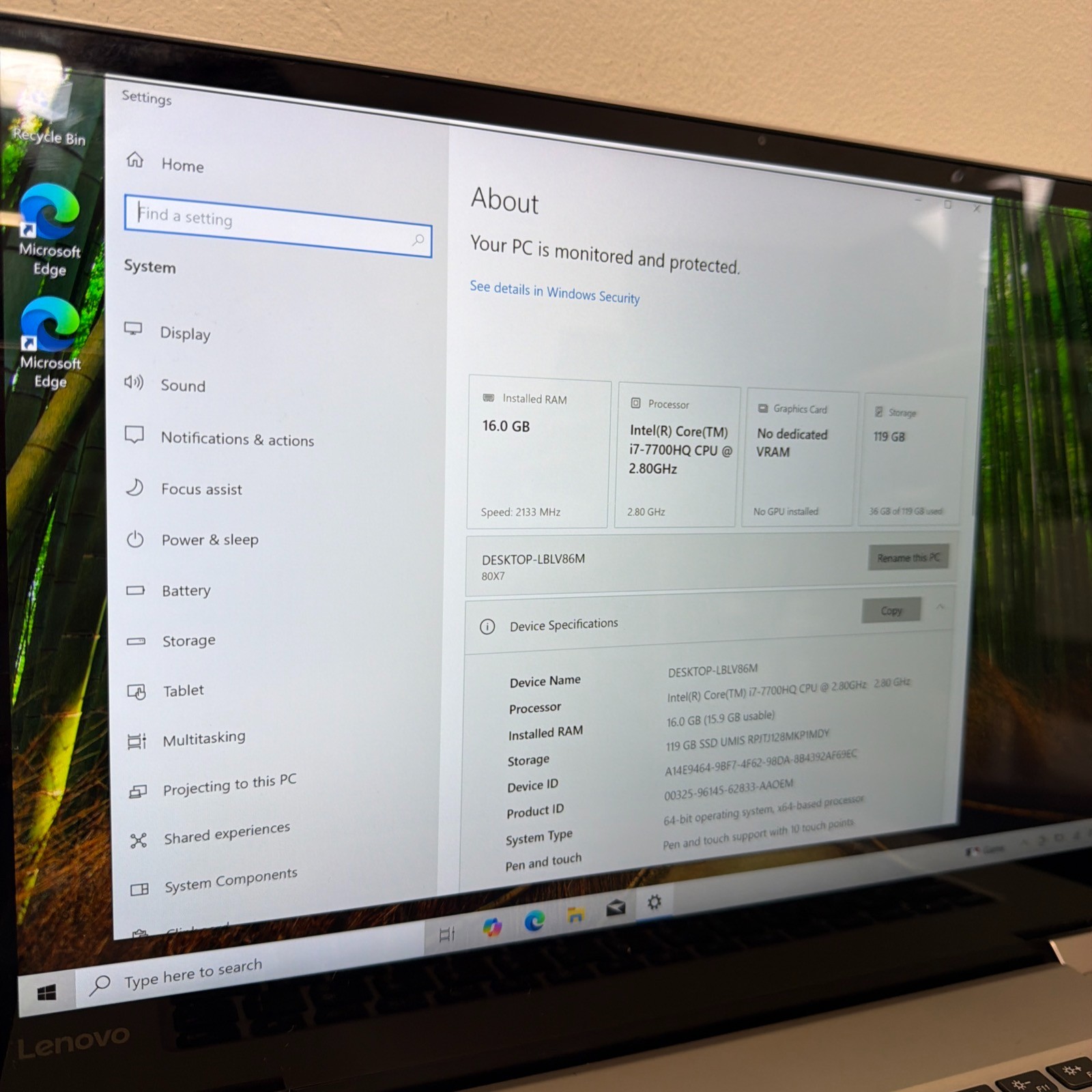 Lenovo Yoga 720-15IKB i7 7700HQ 16GB RAM 256G Win FOR PARTS