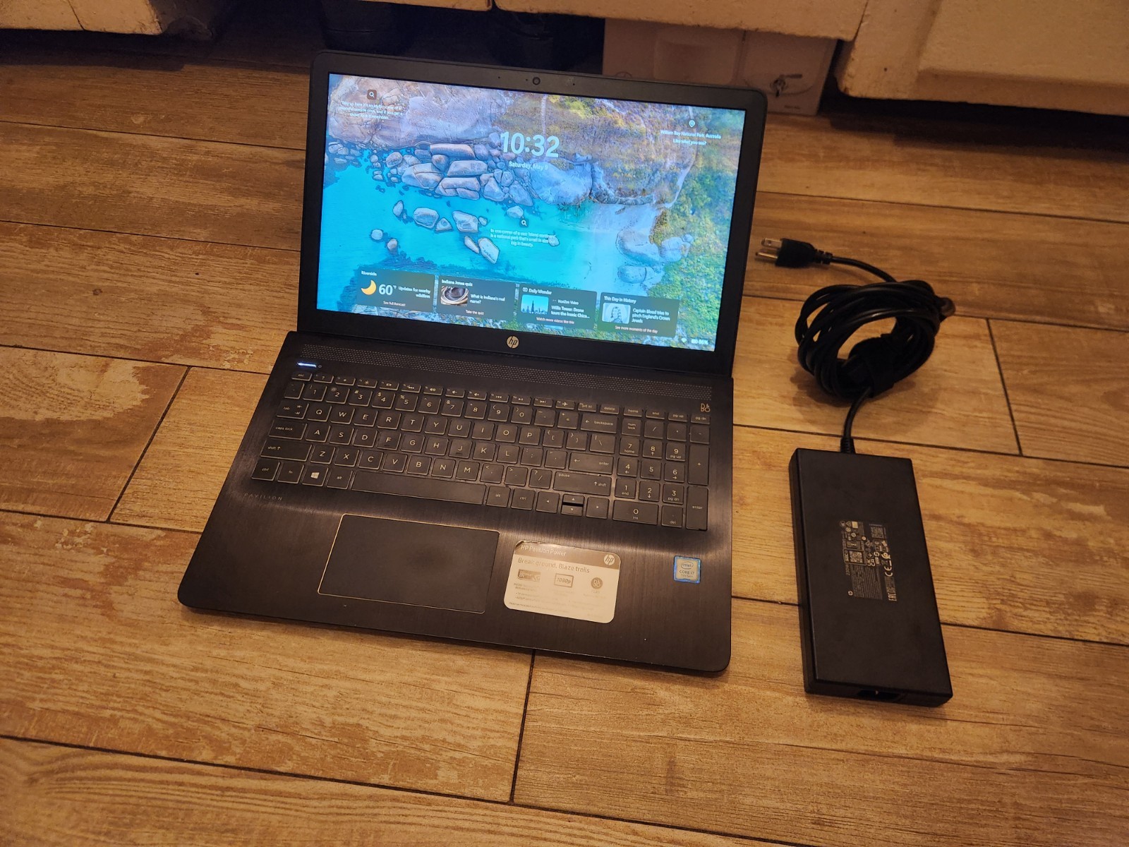 HP Pavilion laptop GTX 1050, i7 7th Gen, 12GB RAM, 500GB SSD, w/power supply
