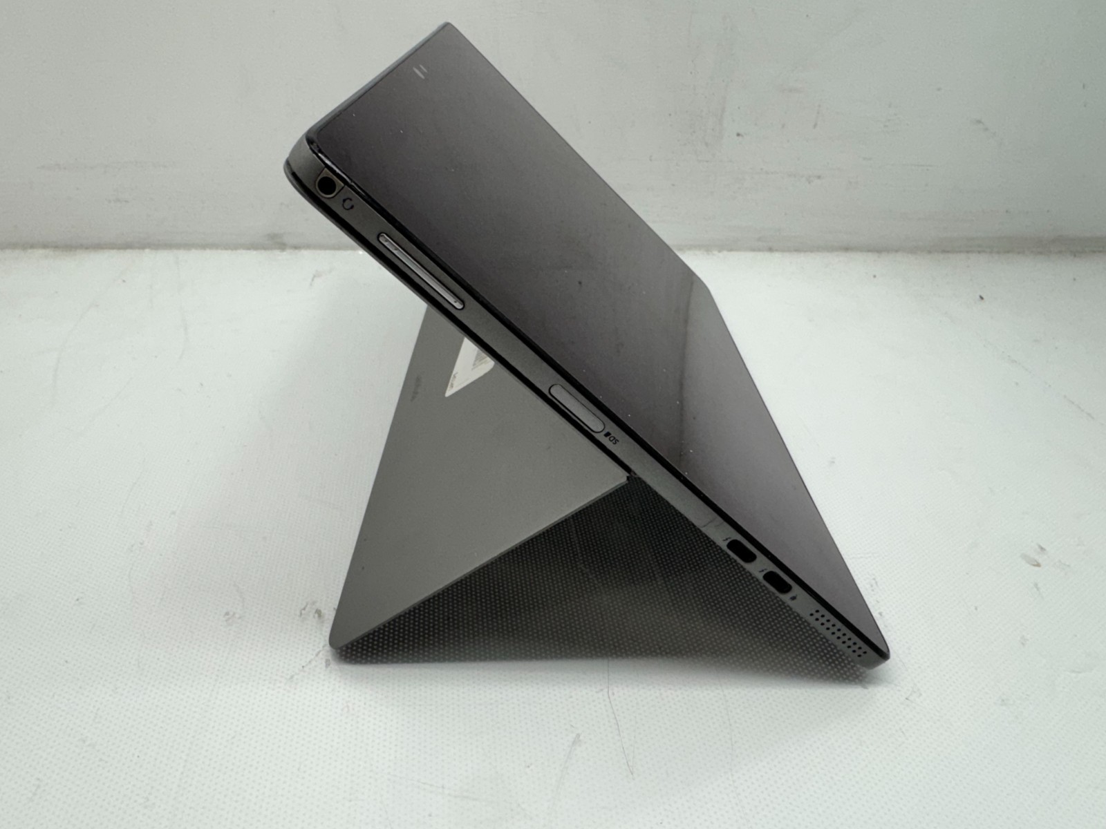 Dell Latitude 7210 2-in-1 12.3″FHD Touch i5-10310U@1.70GHz 16GB RAM 256GB SSD