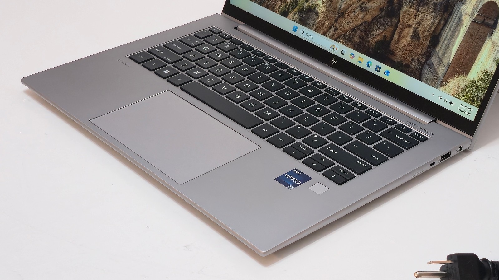 HP ZBook Firefly 14 G10 Workstation i7-1370P 32GB RAM 1 TB SSD 14″ WARRANTY