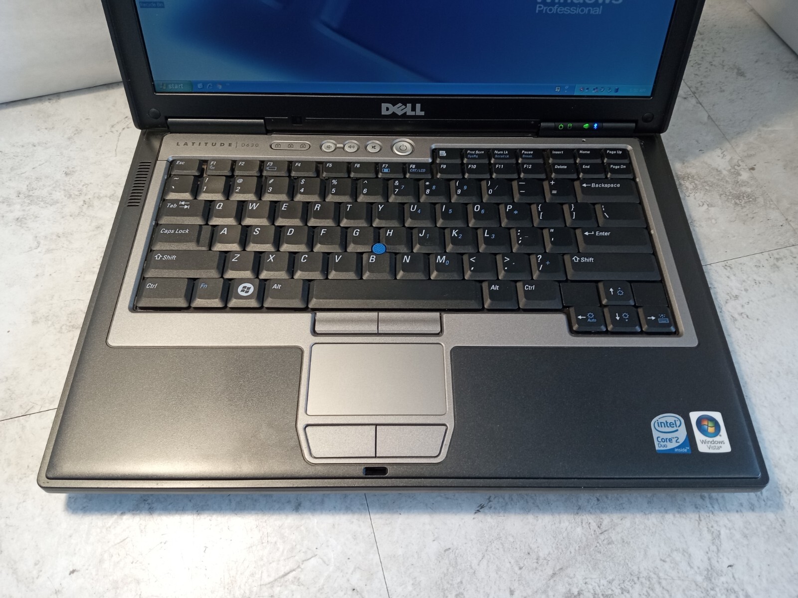 Dell D620 Laptop / 1.66ghz / 2gb / Windows XP / WIFI / DVD / very fast! RS232