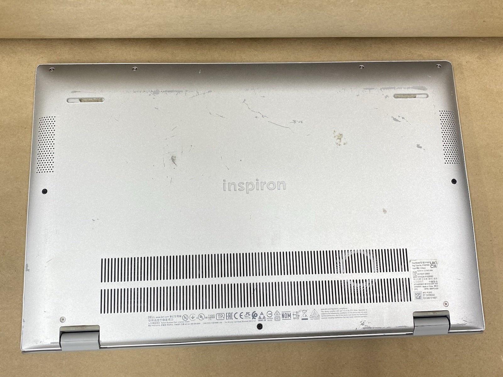 Dell Inspiron 5502 – 15.5″ FHD – i7-1165G7 – 8GB – 256GB SSD – Win 11 Pro – READ