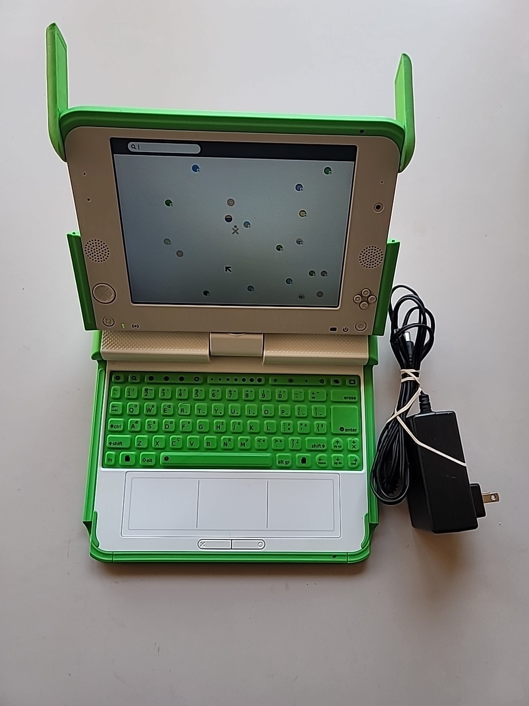 OLPC XO-1 Computer One Laptop Per Child (256MB RAM – 1GB Storage) TESTED AND WO