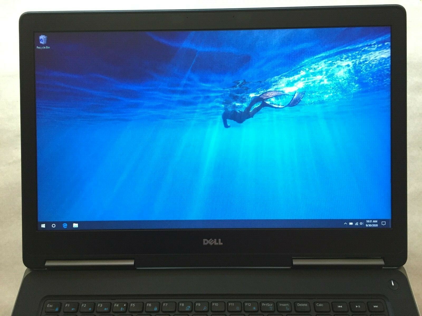 Dell Precision 7720 17.3″ i7-7700HQ HD+ Quadro M1200 32GB 256 SSD Win 10 Pro