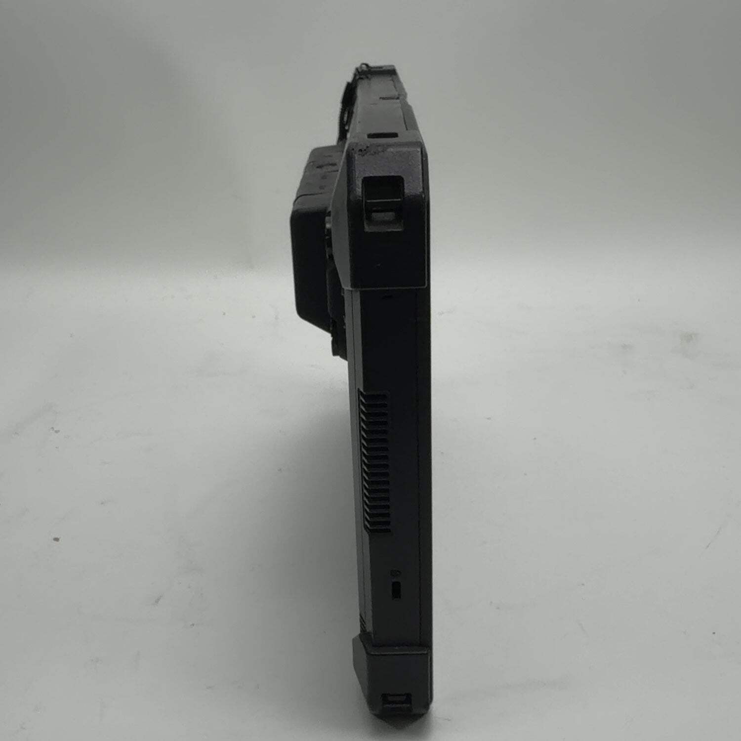 Dell Pro Rugged 14 ICES-3(B)NMB-3(B) 14″ i5-8365U 1.6GHz 8GB RAM 128GB SSD