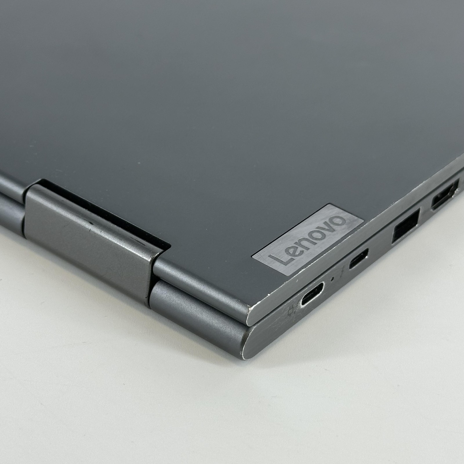 Lenovo ThinkPad X1 Yoga Gen 8 14 FHD+ TOUCH 1.8 GHz i7-1365U 32GB 1TB SSD Good