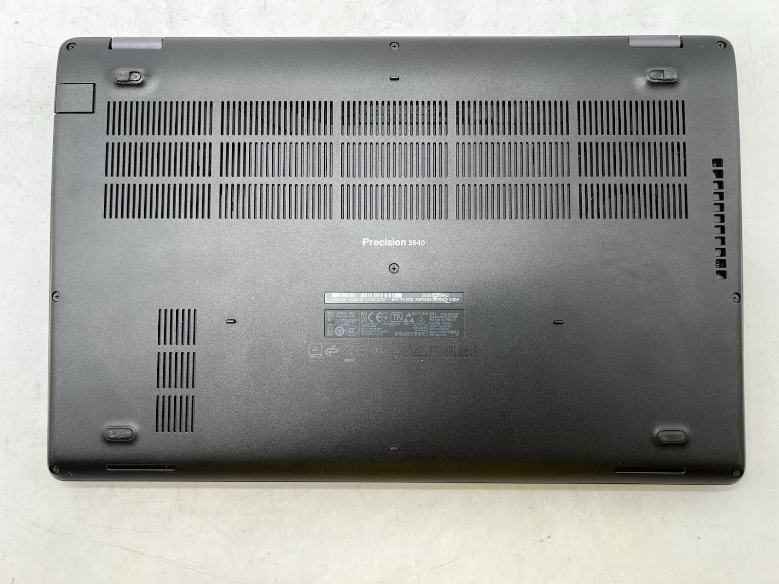 Dell Precision 3540, i7-8665U CPU, @ 1.90GHz, 16GB RAM, 256GB NVMe-No OS/AC