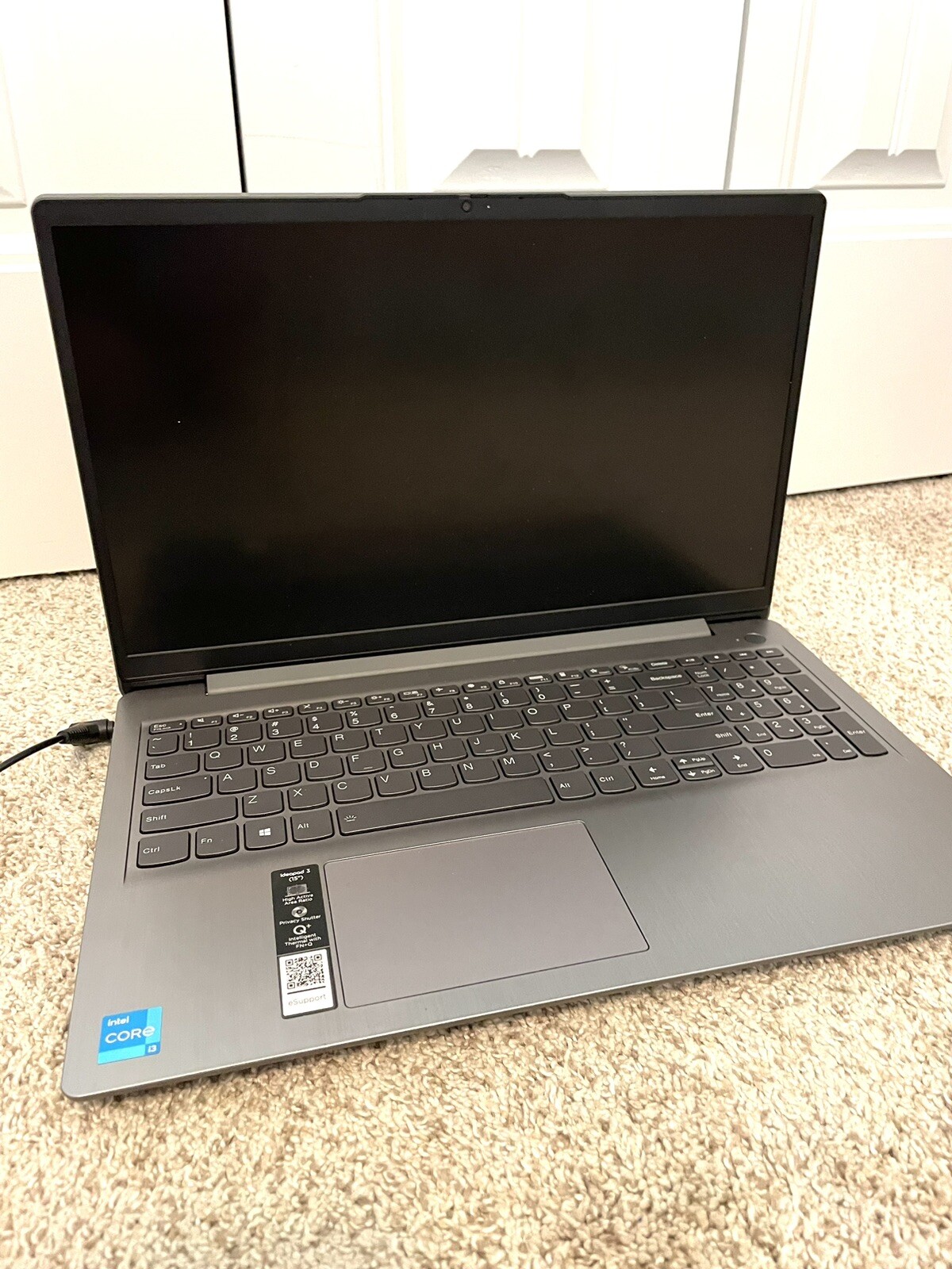 Lenovo IdeaPad 3 15ITL6 15.6″ (256GB SSD, Intel Core i3 11th Gen., 4.10GHz, 8GB)