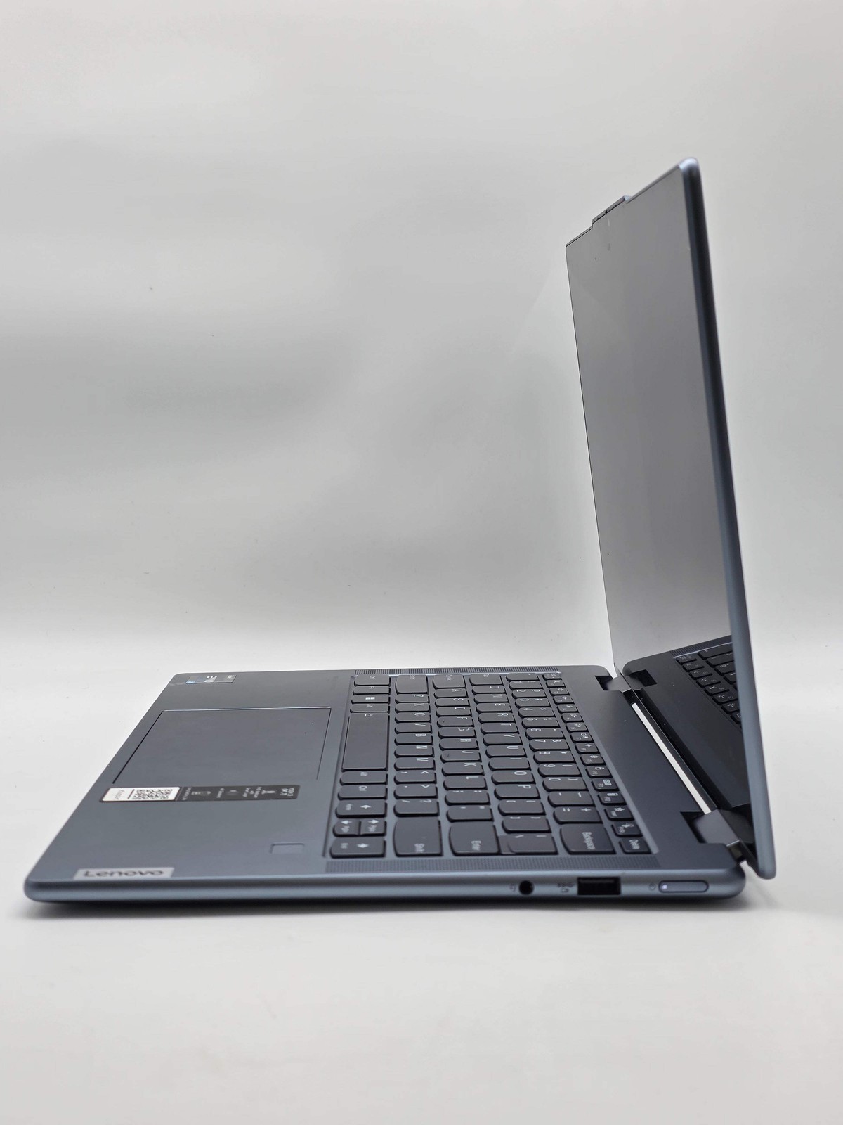 Lenovo Yoga 7i 14″ 2-in-1 Touch Laptop i7 16GB RAM 512GB SSD Blue