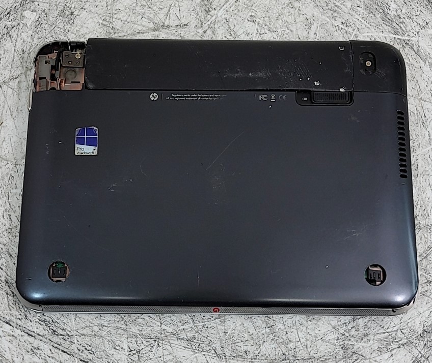 HP 3125 D3H53UT#ABA Laptop AMD E1-1500 w/RADEON HD 4GB 320GB SEE NOTES