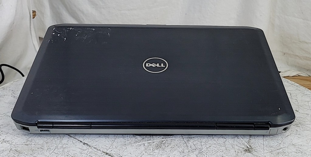 DELL LATITUDE E5530 NON-VPRO Laptop Core I3-2328M 4GB 500GB