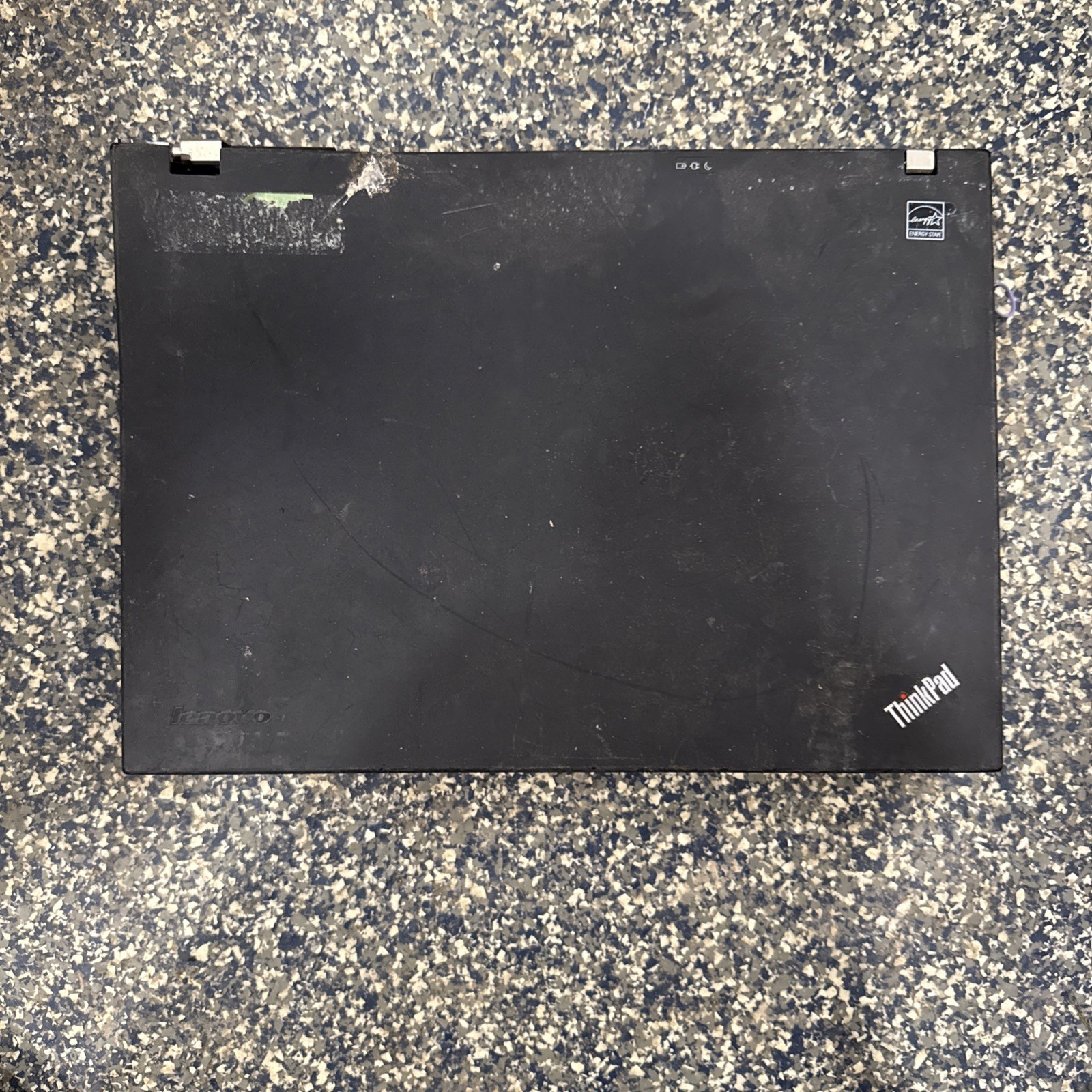 PARTS ONLY Lenovo ThinkPad T500 Intel Centrino 2 UNTESTED FOR PARTS OR REPAIR