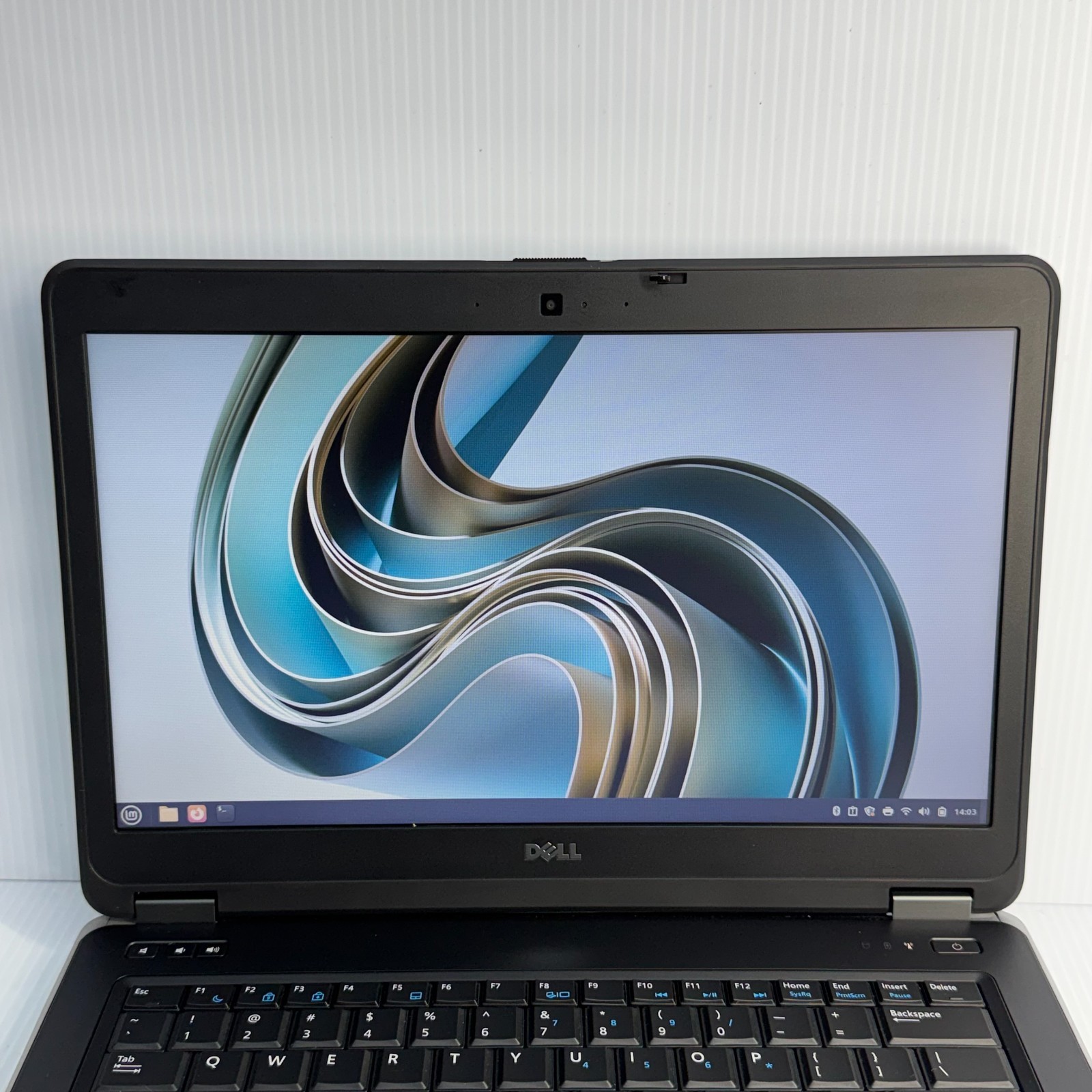 Dell Latitude E6440 i7-4610M 14″ Linux Mint 22.3 Laptop 120GB SSD 8GB *SEE PICS