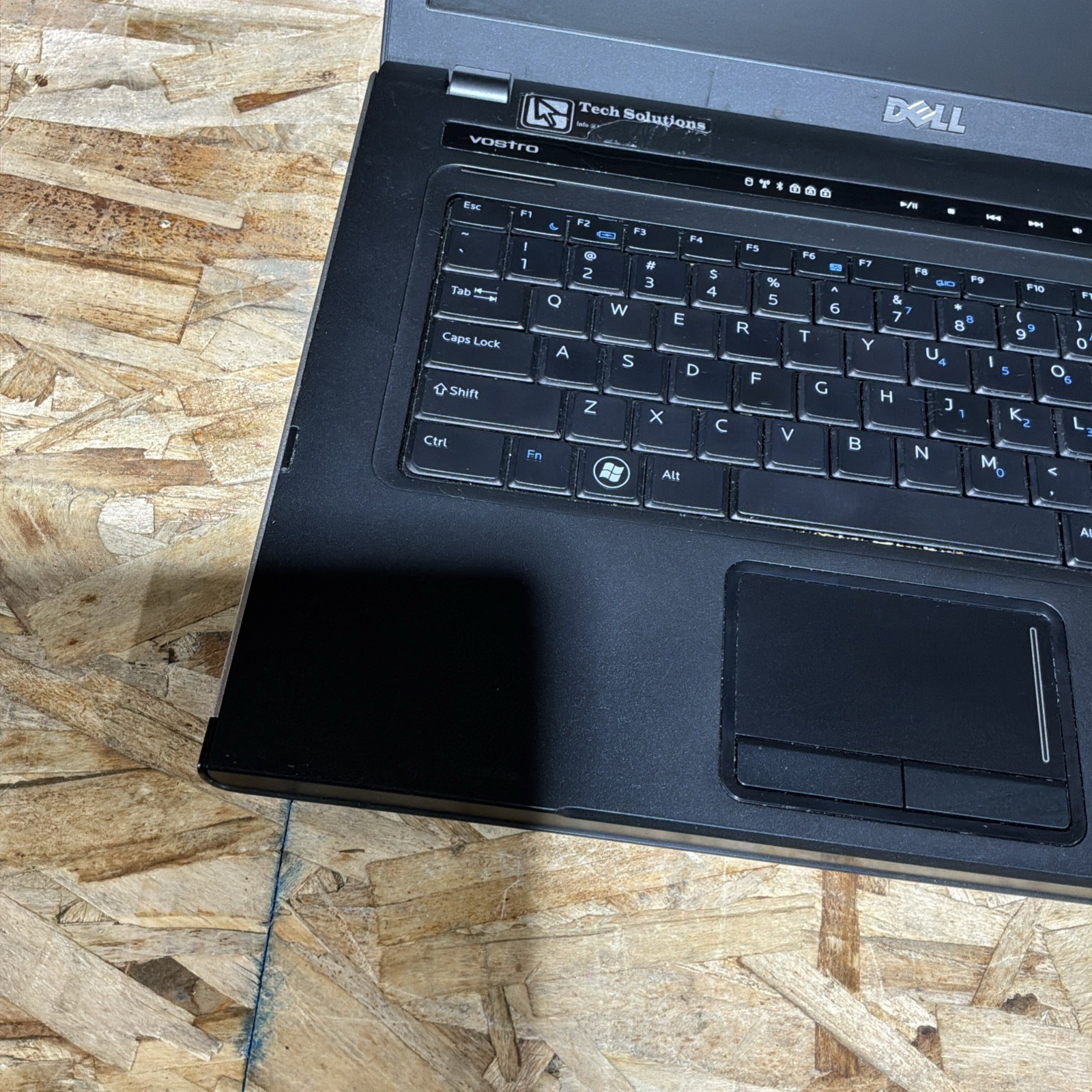 Dell Vostro 3500 Intel Core i3 360M 15″ 4GB RAM 250GB HDD-BOOTS BIOS C275