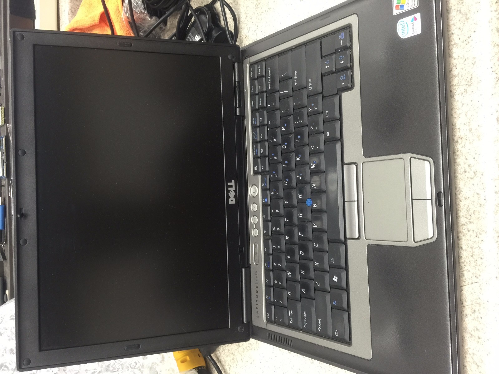 Dell D620 D630 Laptop Cor 2 Duo, 80G-120GB 2GB DVD, Wifi Windows 7 Pro