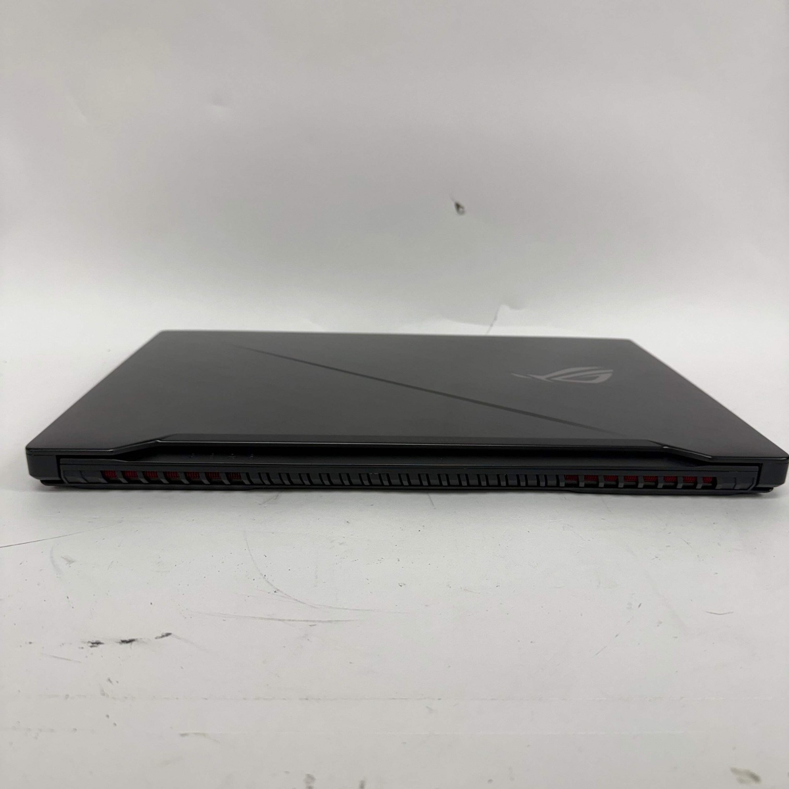Asus ROG Strix GL503V 15.6″ i7-7700HQ 2.8GHz 16GB RAM 1TB SSD GeForce GTX 1050