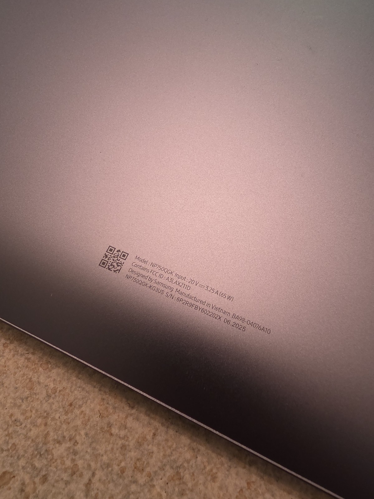 Samsung Galaxy Book Pro 360 15.6″ Laptop I7-1165G7, 16GB RAM, ***READ**** NO HHD
