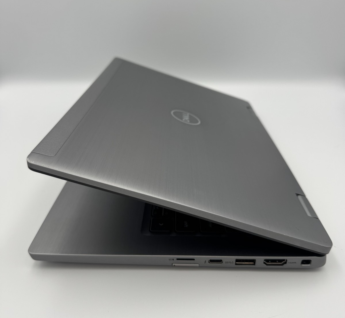 Dell Inc. Latitude 7320 13.3″ 11th Gen Core i5-1145G7 2.60GHz 8GB 256GB NVME
