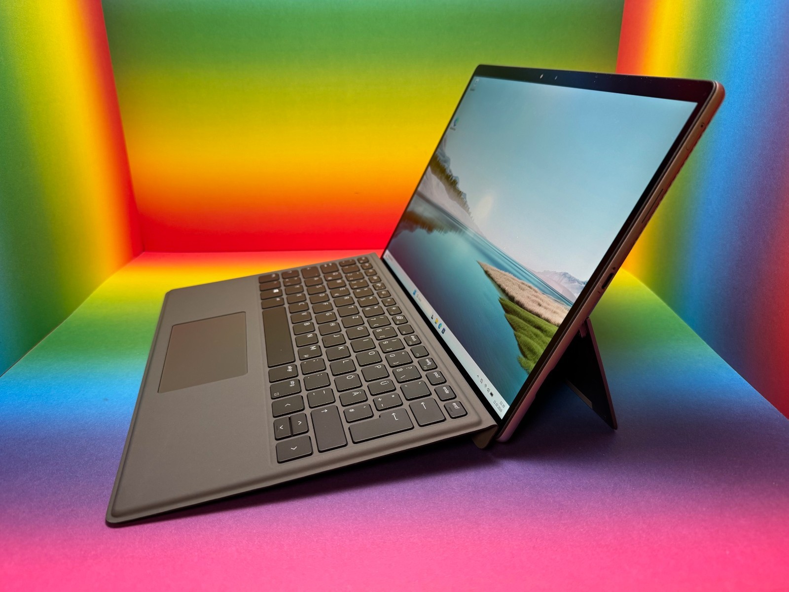 Dell Latitude 7320 2-in-1 LTE eSIM i5-1140G7 8GB 256GB 13″ DE Win11Pro FID ST