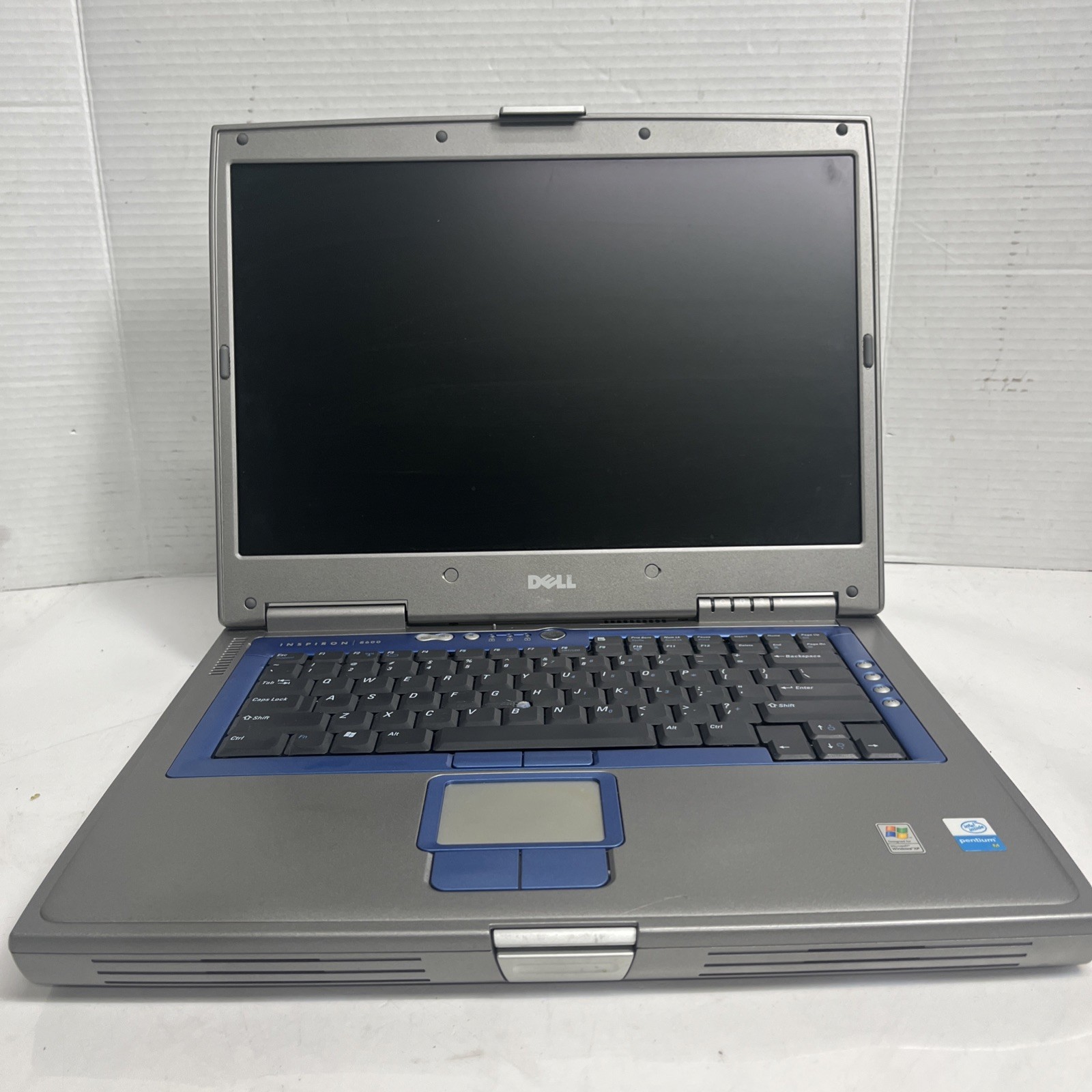 Dell Inspiron 8600 Intel Pentium NO HDD/OS |GOOD SCREEN & BATTERY
