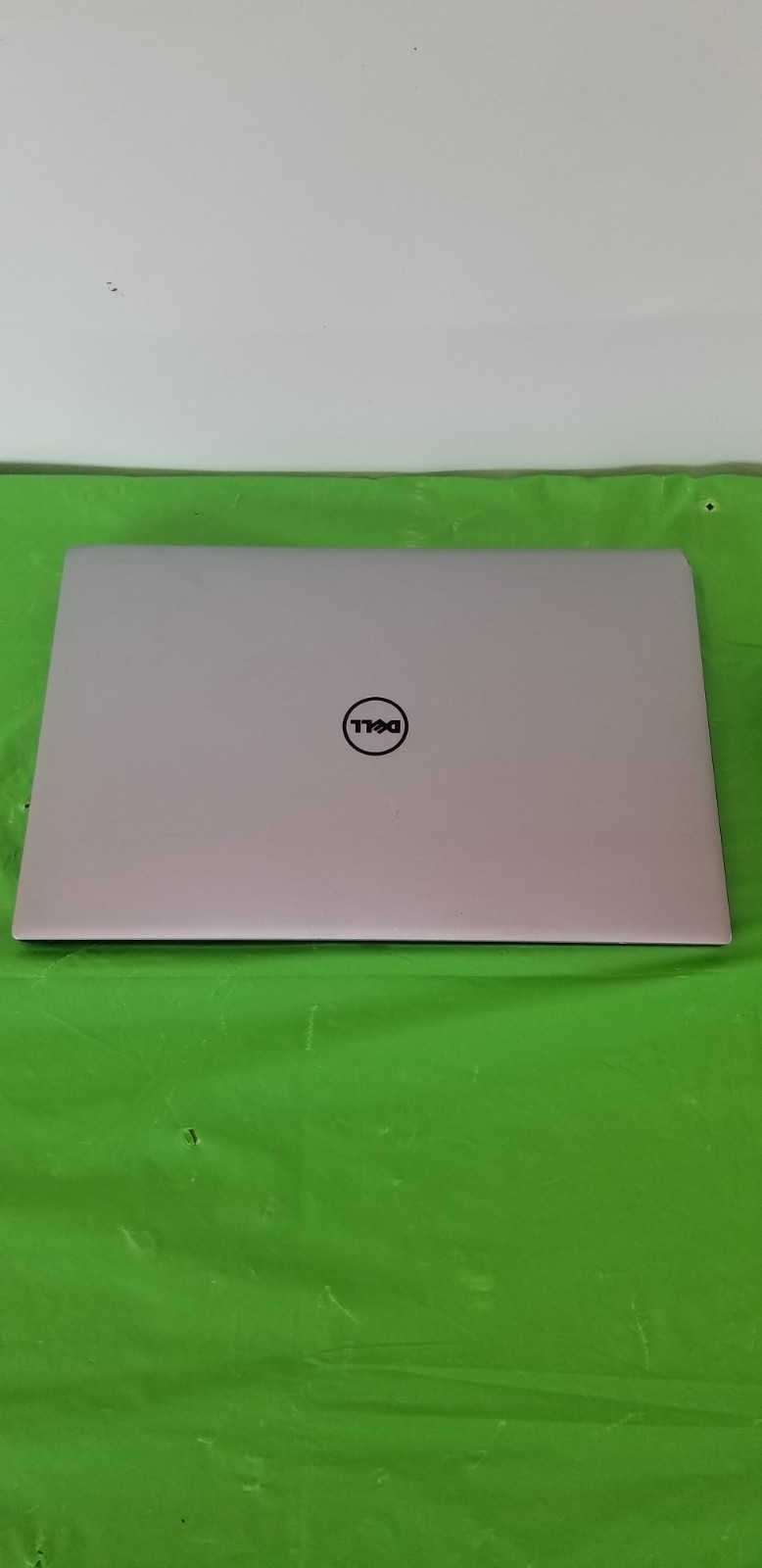 13.3″ Dell XPS 13 9360 Laptop i5-7200U @ 2.50GHz 8GB RAM 256GB SSD Win 11 Pro