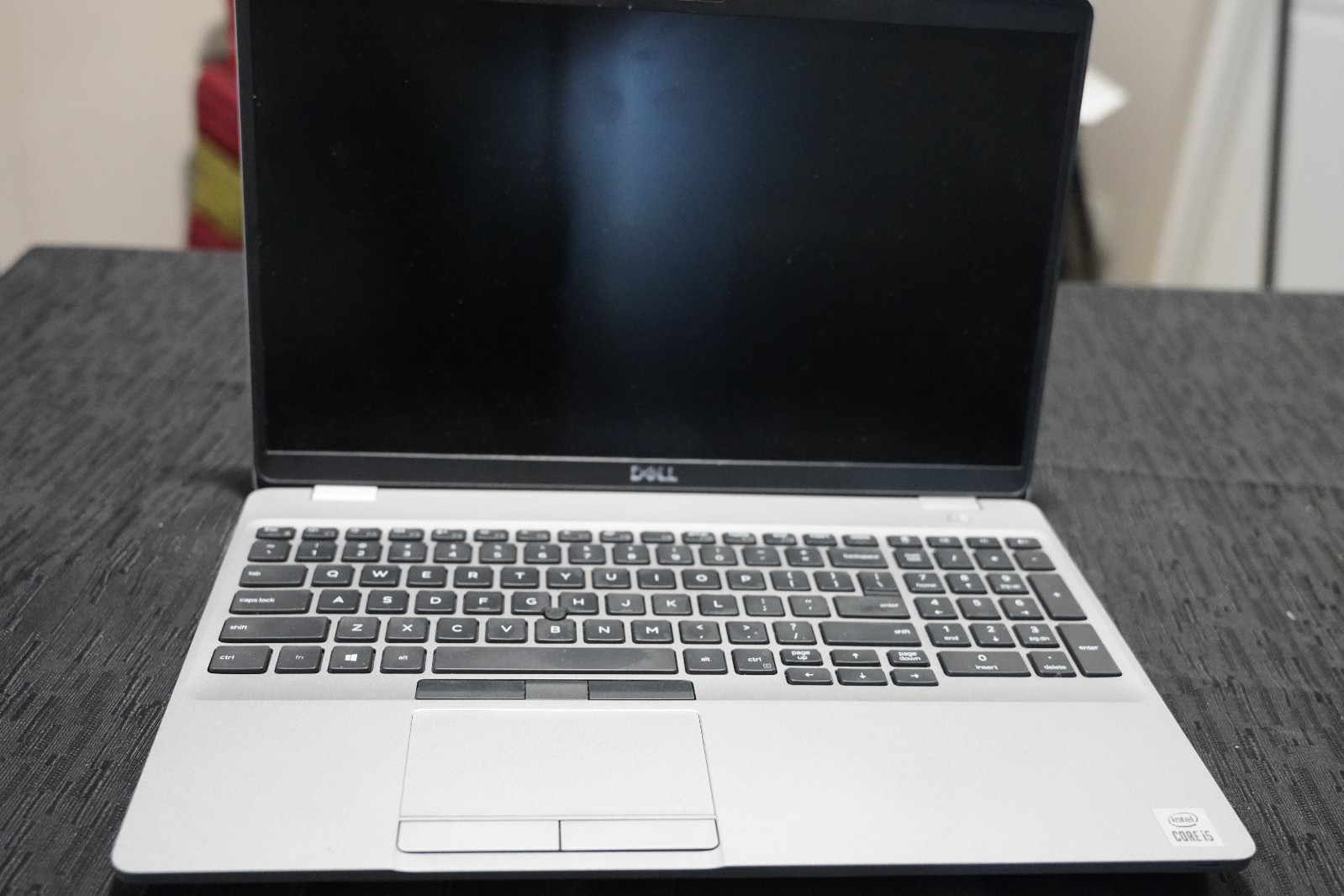 2020 Dell Latitude 15 5511 i5-10400H 16GB RAM 250GB HDD 15.6″ HD PRO Fingerprint