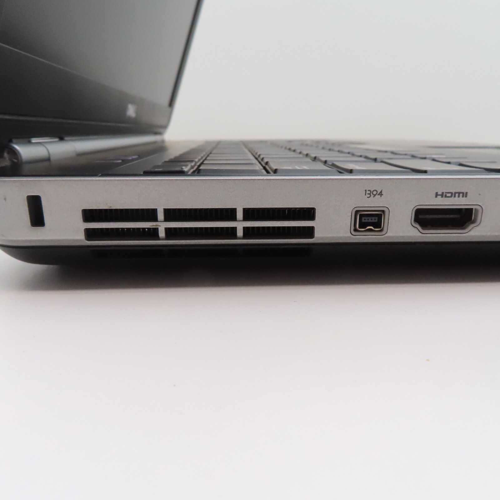 Dell Latitude Laptop Intel Core i5 2.50GHz 2 Cores 4GB DDR3 SDRAM