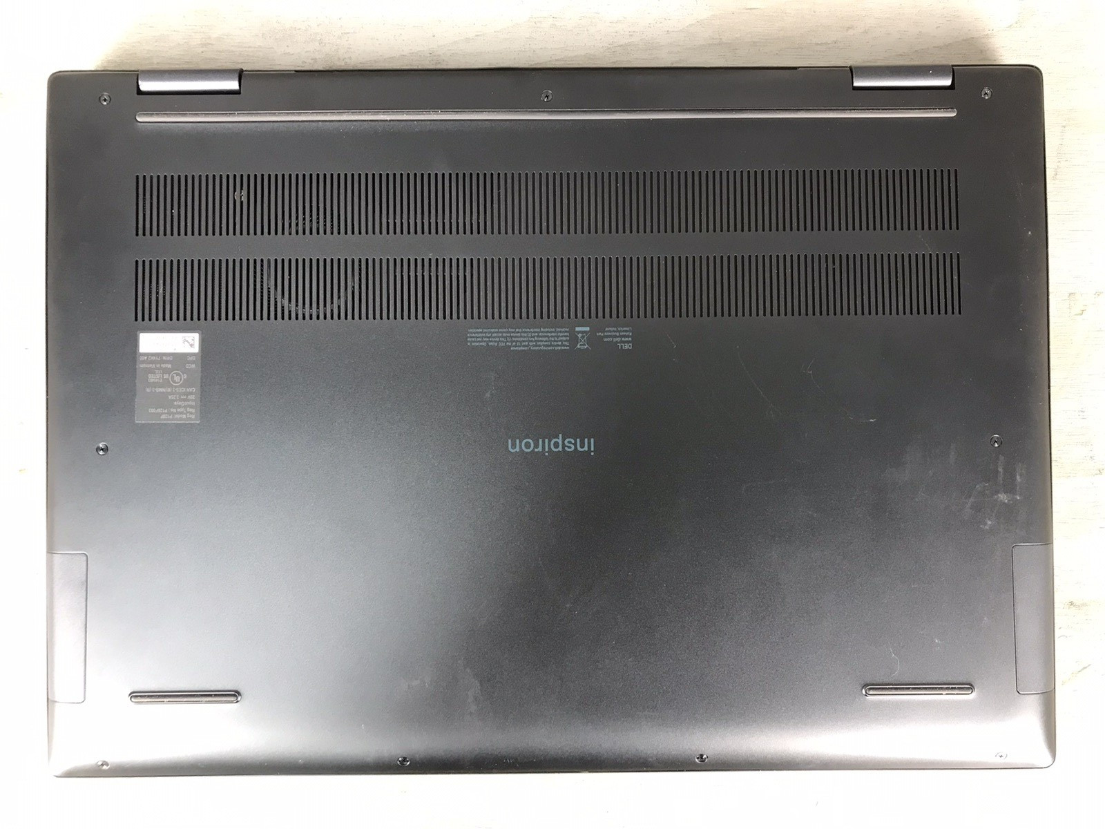 Dell Inspiron 16″ 2-in-1 (P128F) Laptop AMD Ryzen 5 7530U 16GB RAM 512GB SSD