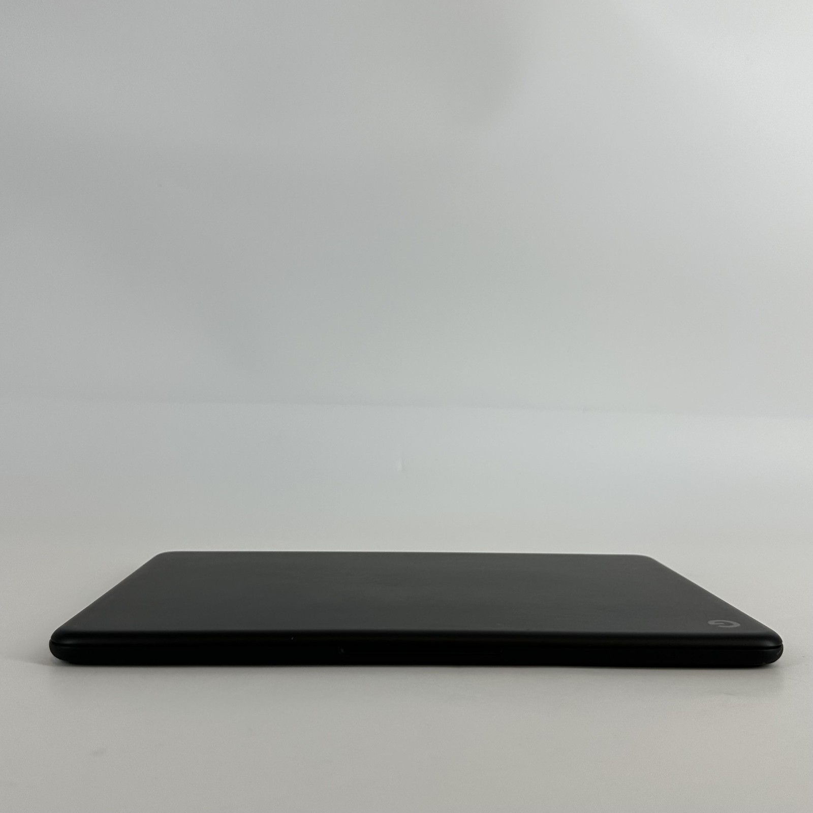 Google Pixelbook Go 13.3 Black FHD TOUCH 1.3GHz i5 8200Y 8GB 128GB SSD Very Good