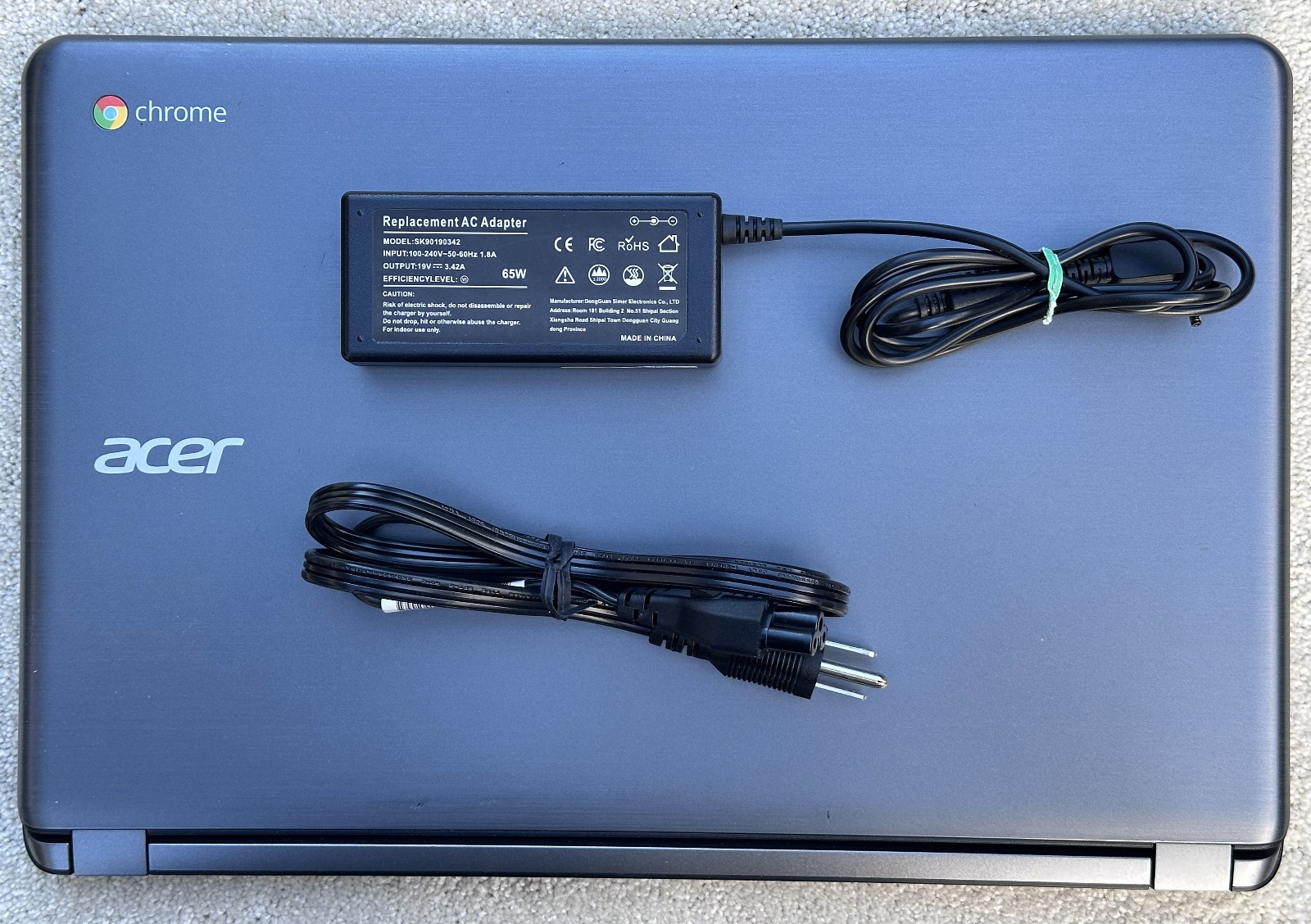 Acer Chromebook CB3-531-C4A5 in very nice Condition. includes power adapter.