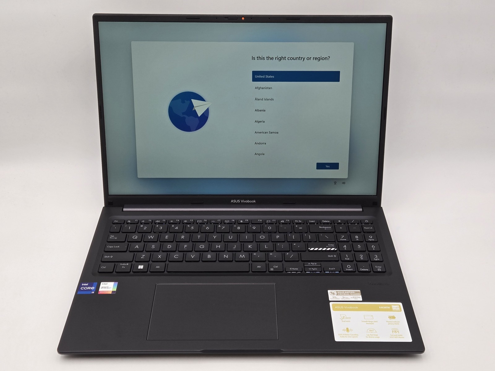 ASUS Vivobook 16 (F1605) 16″ FHD+ I9-13900H 1TB SSD 32GB W11P Webcam Backlit