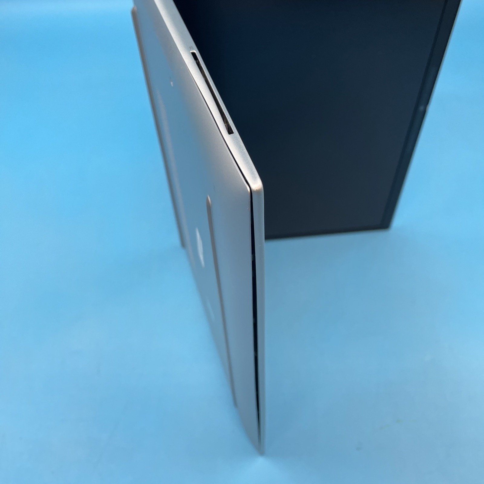 HP EliteBook 840 G11 | Ultra 5 135U | 32GB RAM | 512GB SSD | NO OS | 87% BATT