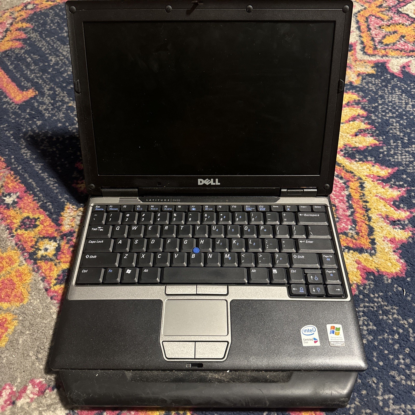 Dell Latitude D420 12.1″ Intel Core Duo 1.20GHz -UNTESTED