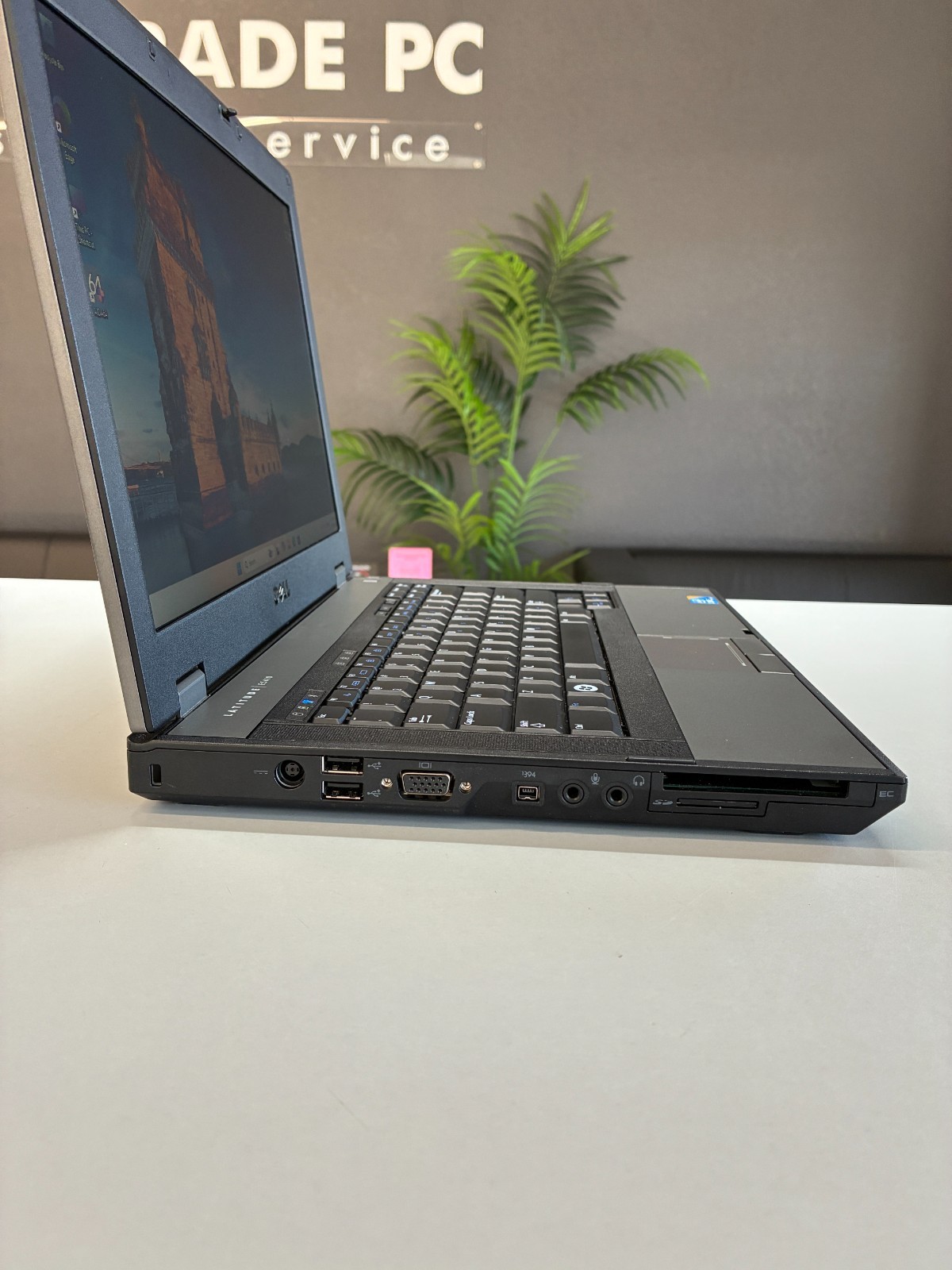Dell Latitude E5410: 14″ / Core i5-M520 / RAM 8Gb / SSD 250Gb / Win 11