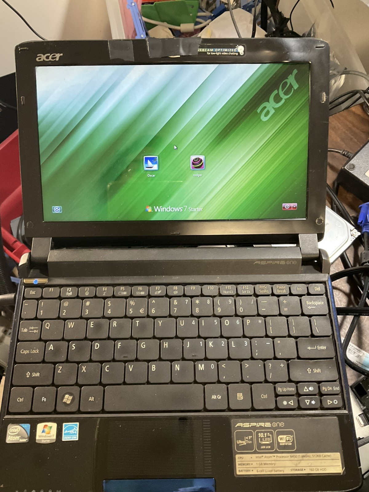 Acer Aspire One netbook with battery Works but cosmetic 532h-2588 win 7/xp