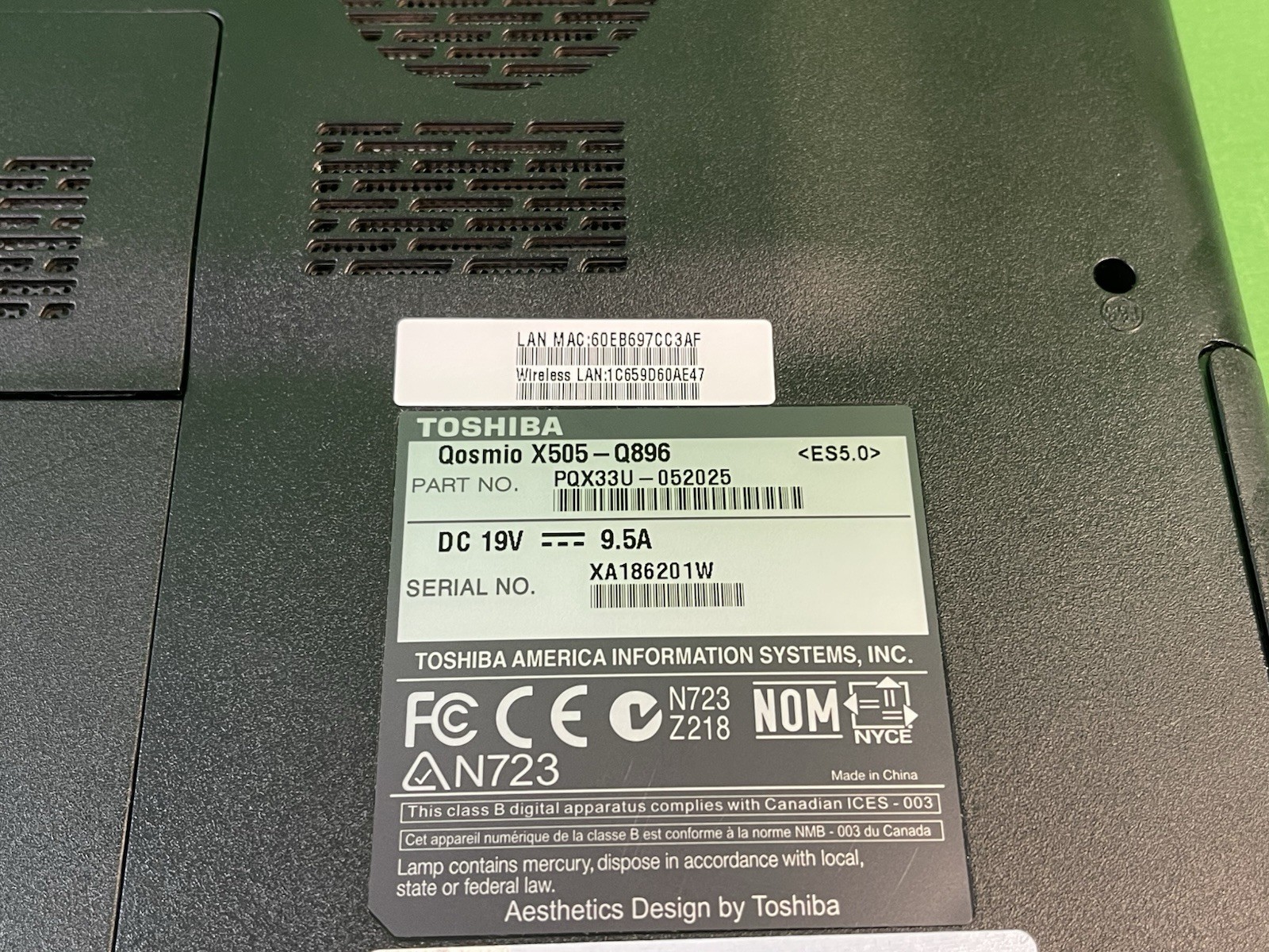 Toshiba Qosmio X505-Q896 Gaming | i7-740QM | 4GB DDR3 | 500GB HDD | Win 10