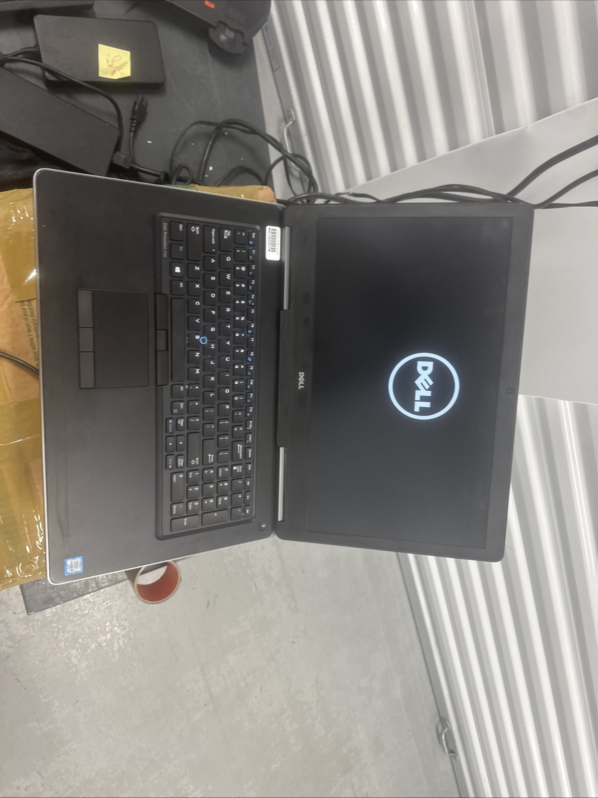 Dell Precision 7710 17″ i5-6300HQ 2.3GHz 8GB DDR4 BATTery No HDD COA OS No Cover