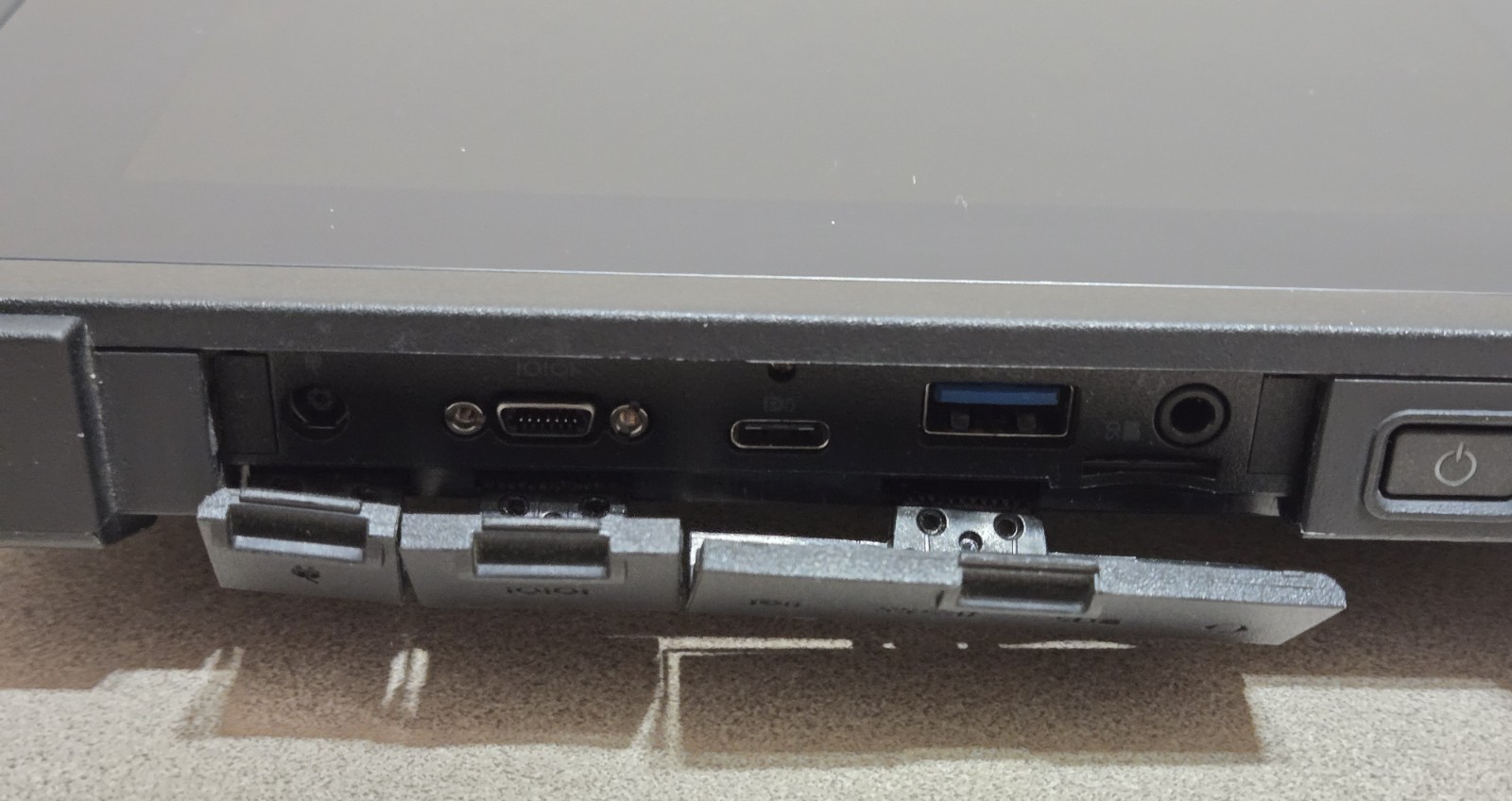 Dell Latitude 7220 Rugged Extreme Tablet i5-8365U 8GB 256GB WWAN Win11 Pro B2