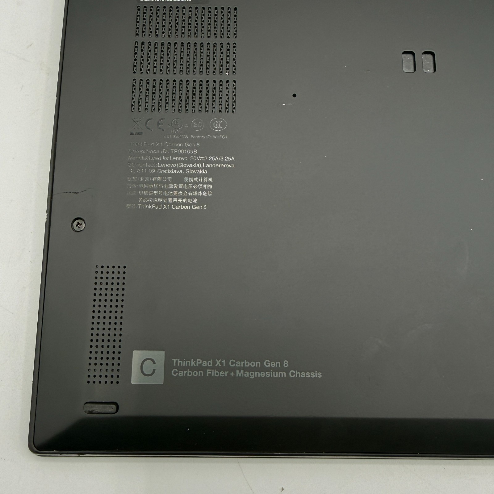 Lenovo ThinkPad X1 Carbon gen 8. i7 10510U 1.60GHz 16GB RAM 256GB SSD 14″ FHD