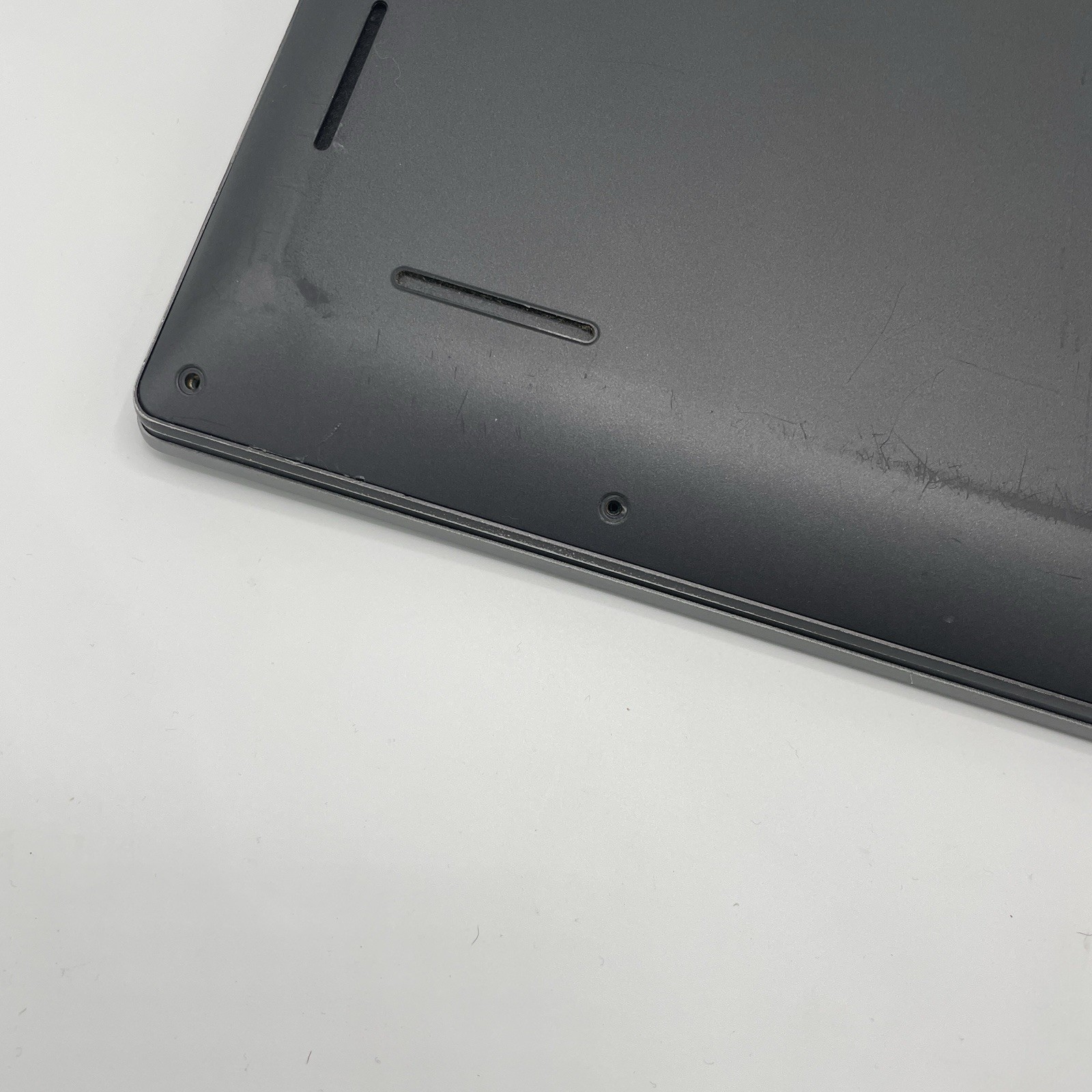 Dell Vostro 15 5510 i5-11300H 8GB RAM 256GB SSD Windows 11 Pro – READ
