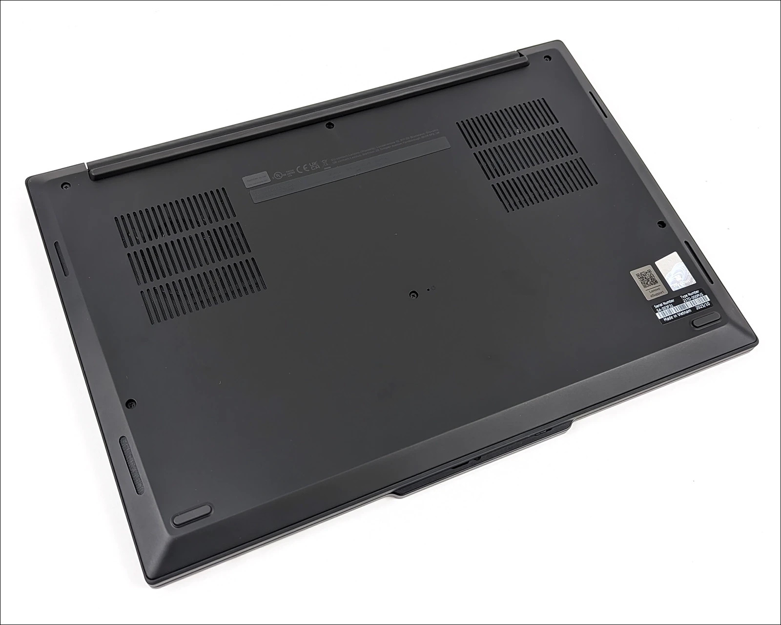 Lenovo ThinkPad T1g Gen 8 Ultra 9 285H 32GB RAM 1TB SSD GeForce RTX 5070 8GB