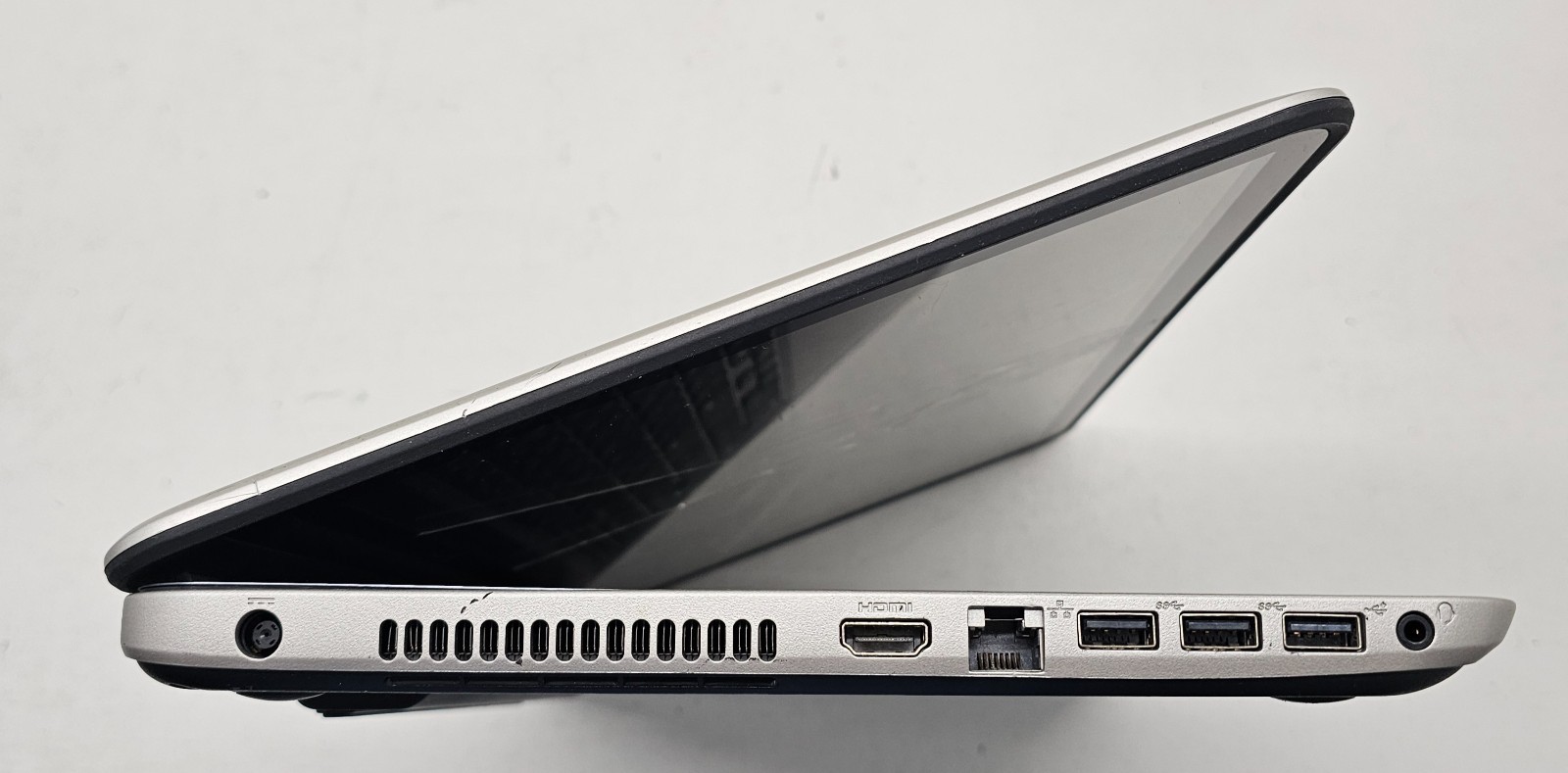 Dell Inspiron 5537 15.6″ Touch Laptop Intel Core i5-4200U 4GB Ram NO HD/OS (FL)