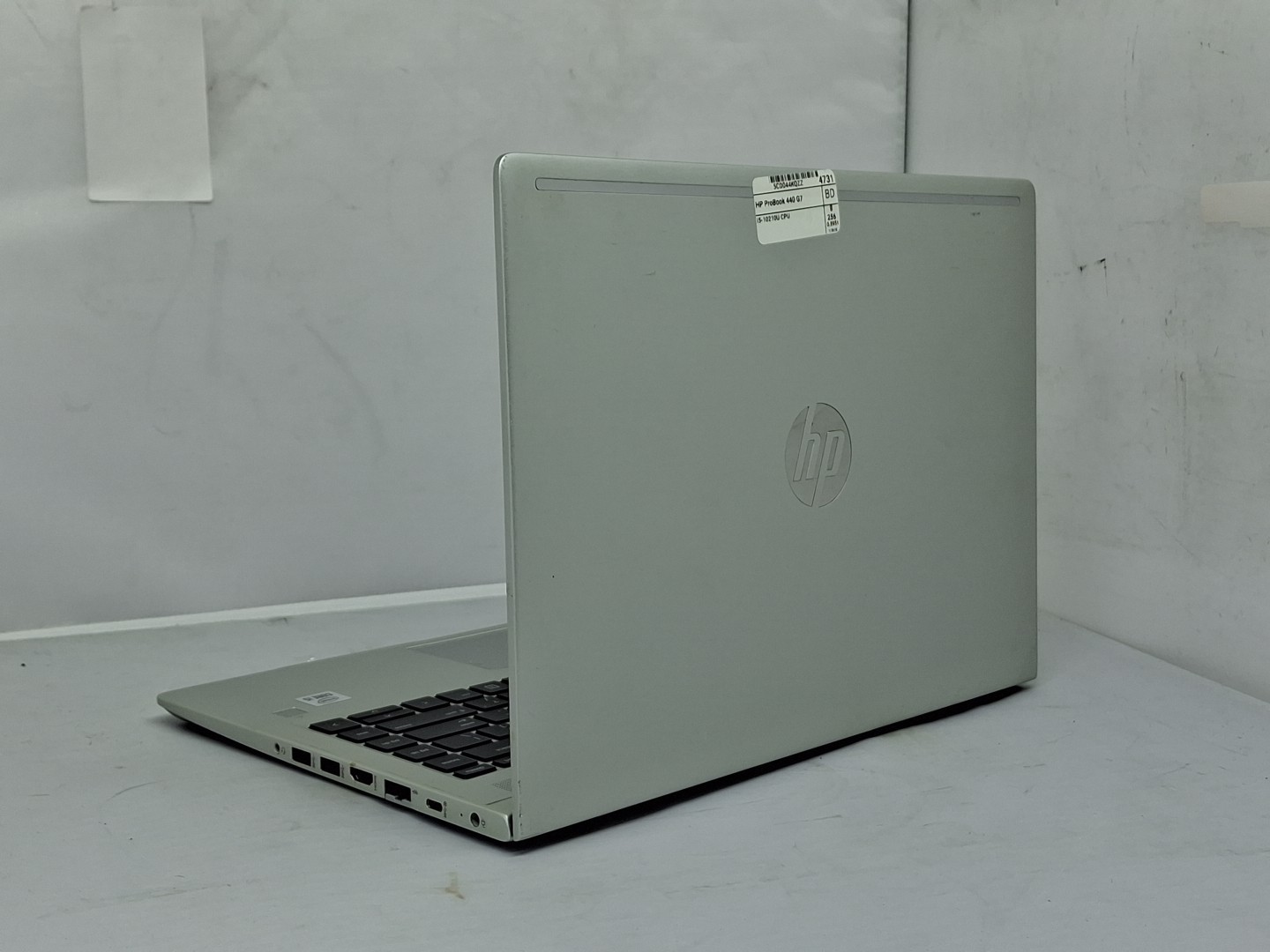 HP ProBook 440 G7 – i5-10210U – 256GB, 8GB – Windows 11, 14″ – Adapter included