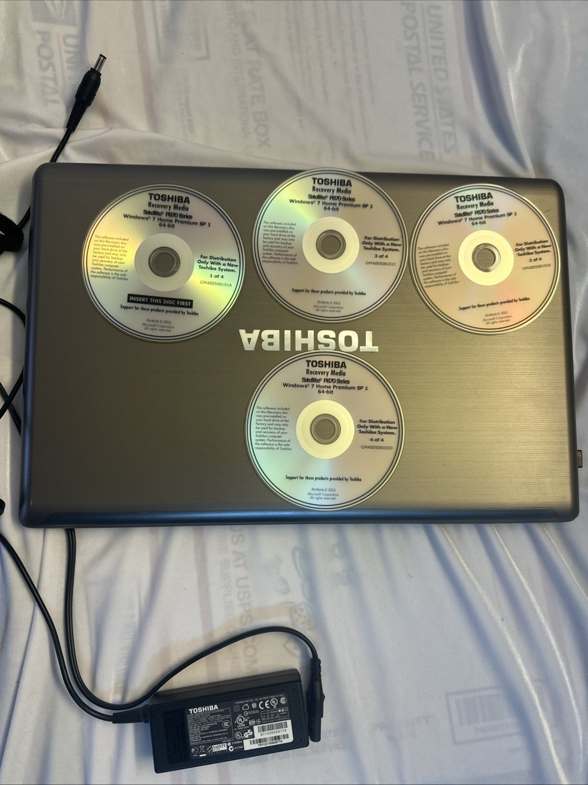 Toshiba Satellite P875-S7200- Windows 7 Home Edition 16GB RAM-Kingston SSD 480GB
